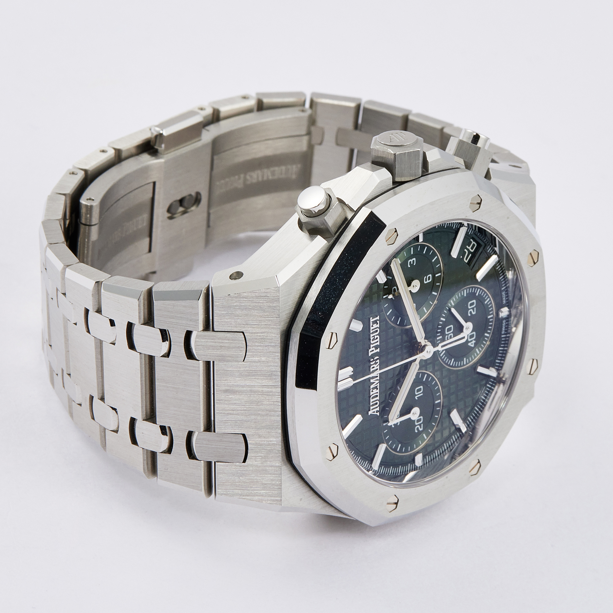 Royal Oak Chronograph Steel Green Dial 41mm Product Image 3