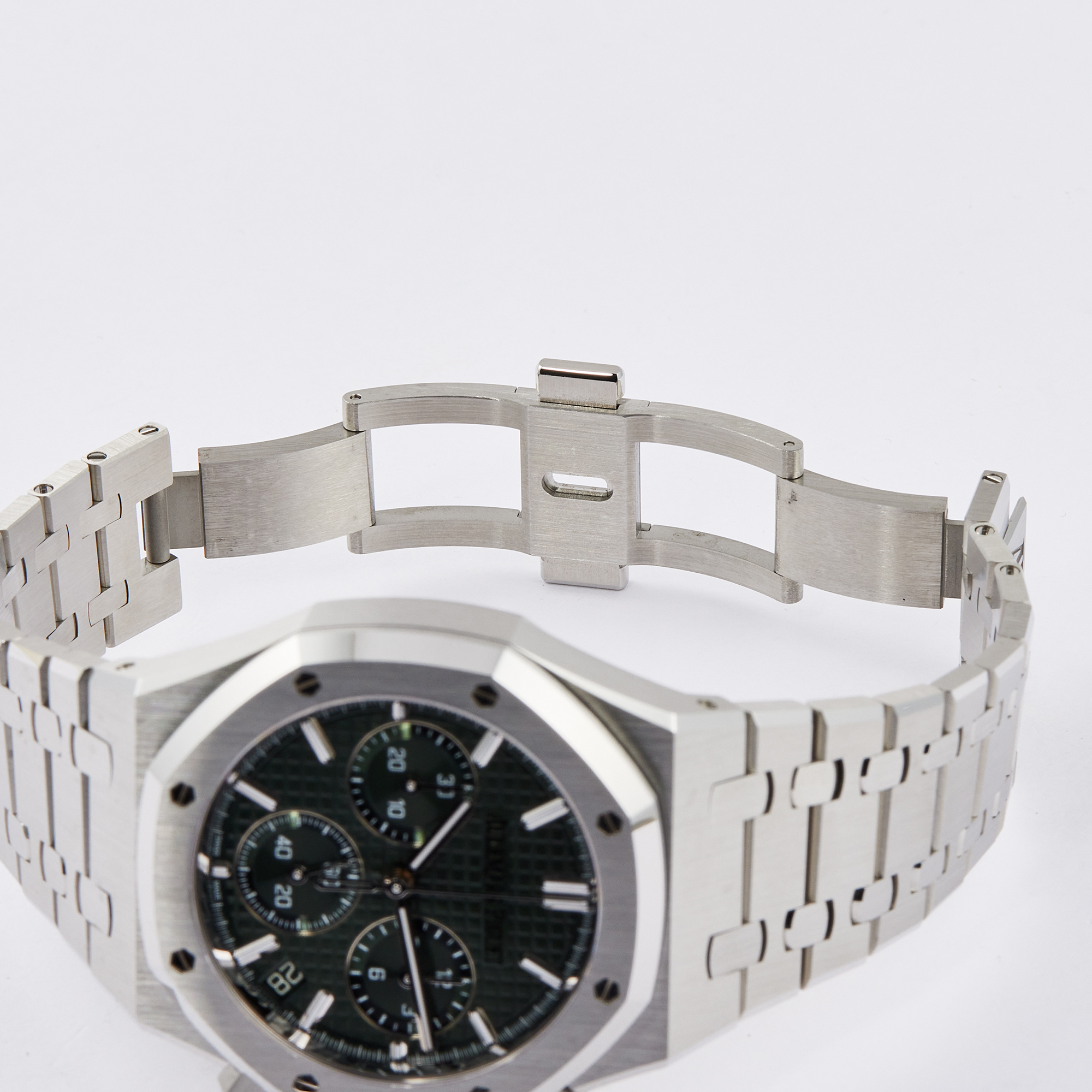 Royal Oak Chronograph Steel Green Dial 41mm Product Image 8