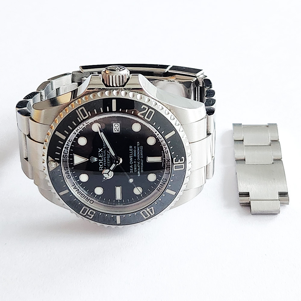 Sea-Dweller Deepsea Steel Black Dial 44mm Product Image 3