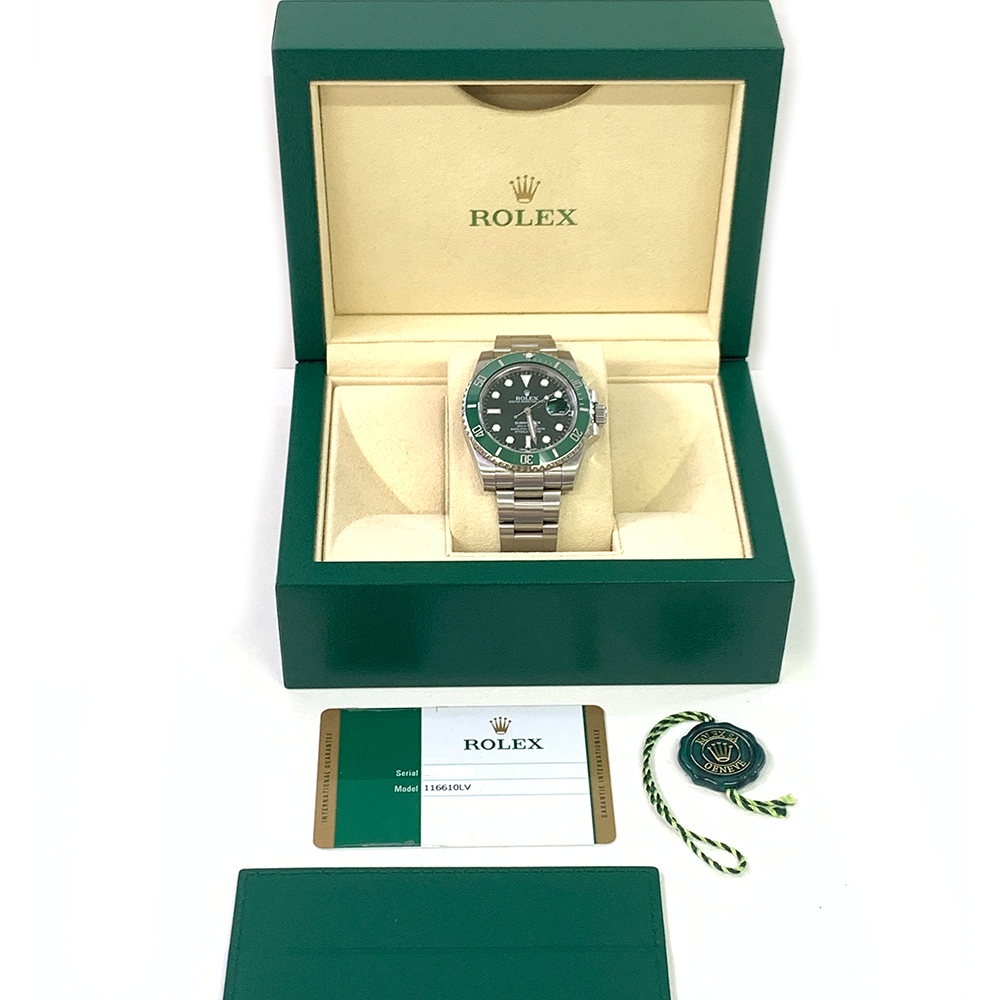 Submariner Date Steel Green Dial "Hulk" 40mm Product Image 6
