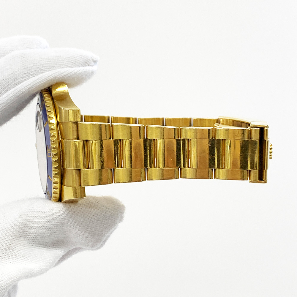 Submariner Date Yellow Gold Blue Dial 40mm Product Image 5