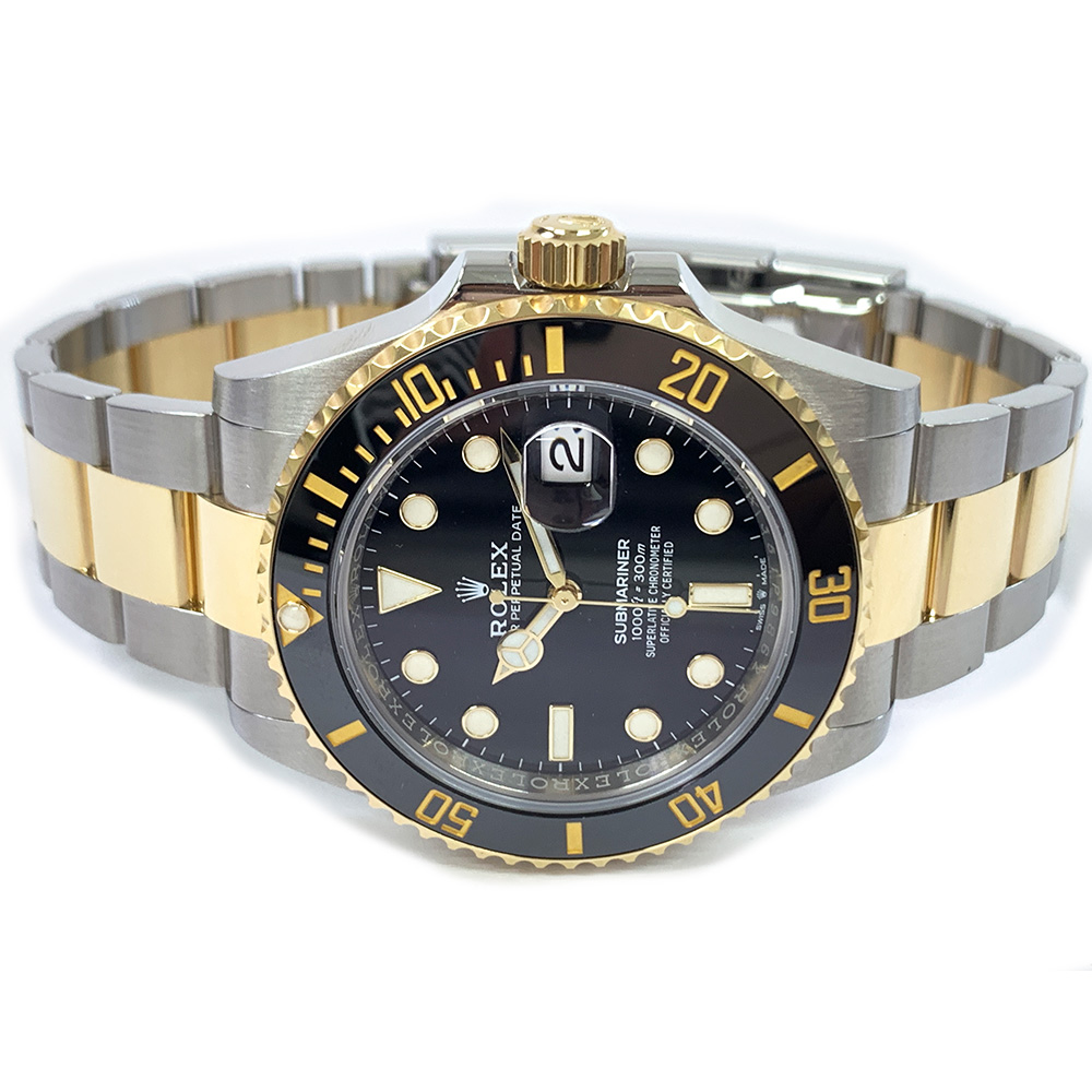 Submariner Date Yellow Gold & Steel Black Dial 41mm Product Image 3