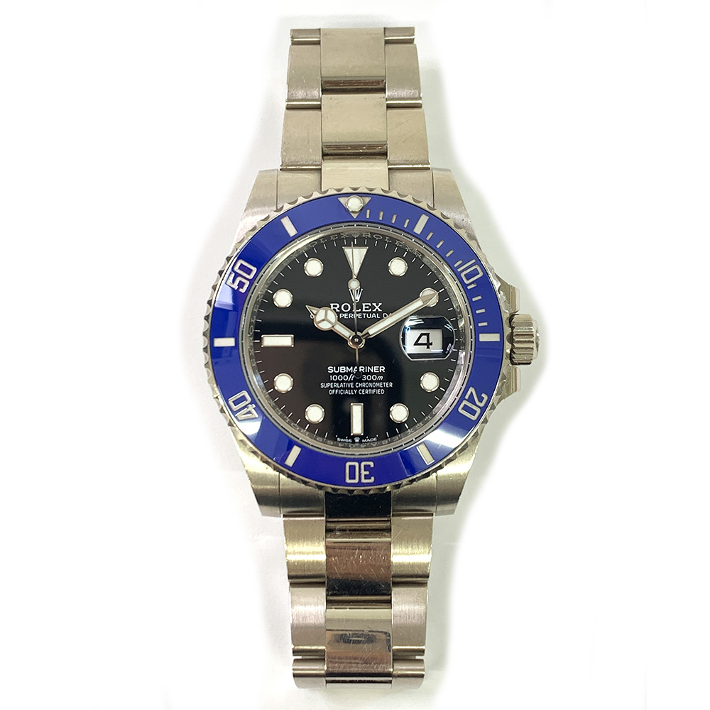 Submariner Date White Gold Black Dial 41mm Product Image 2