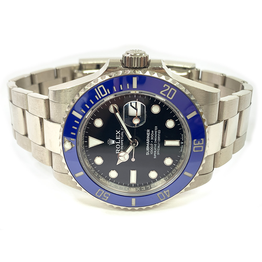 Submariner Date White Gold Black Dial 41mm Product Image 3
