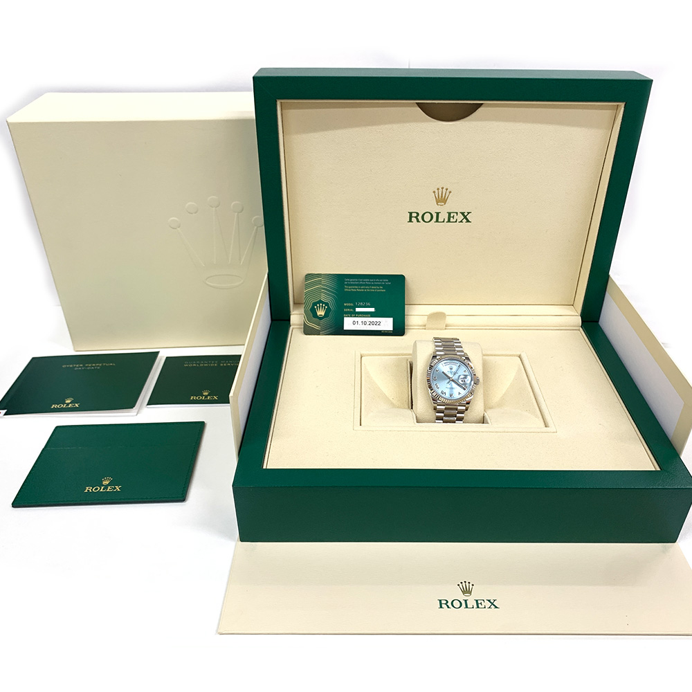 Day-Date Platinum Blue Dial 36mm Product Image 6