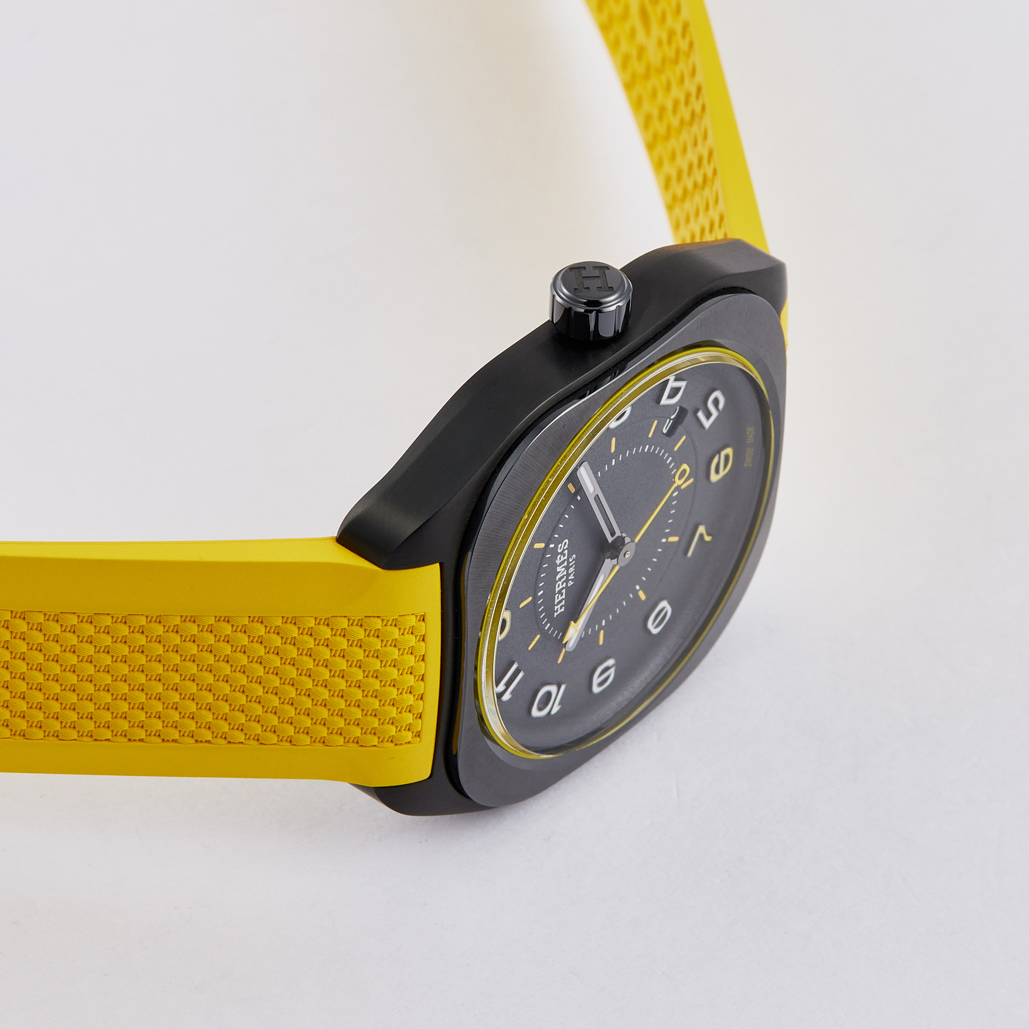 H08 Titanium Limited Edition Product Image 6