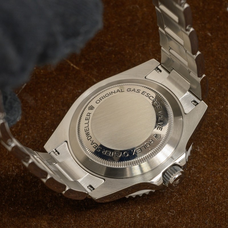 Sea-Dweller Steel Black Dial 40mm Product Image 7