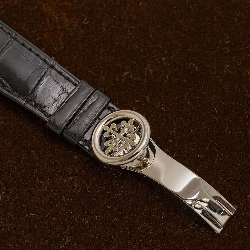 Annual Calendar Chronograph Platinum Grey Dial 40mm Product Image 5