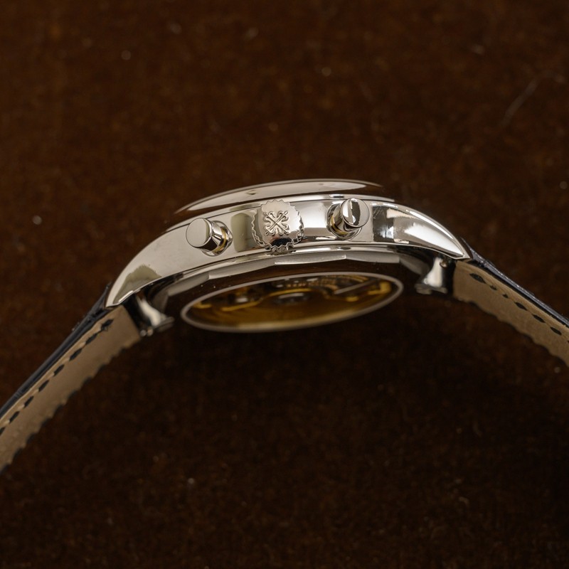 Annual Calendar Chronograph Platinum Grey Dial 40mm Product Image 6