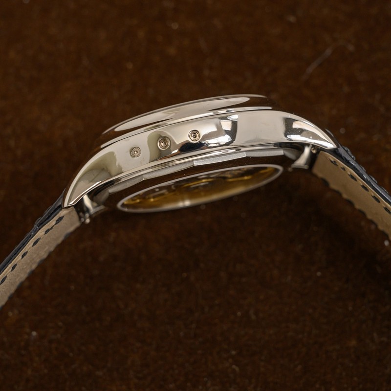 Annual Calendar Chronograph Platinum Grey Dial 40mm Product Image 7