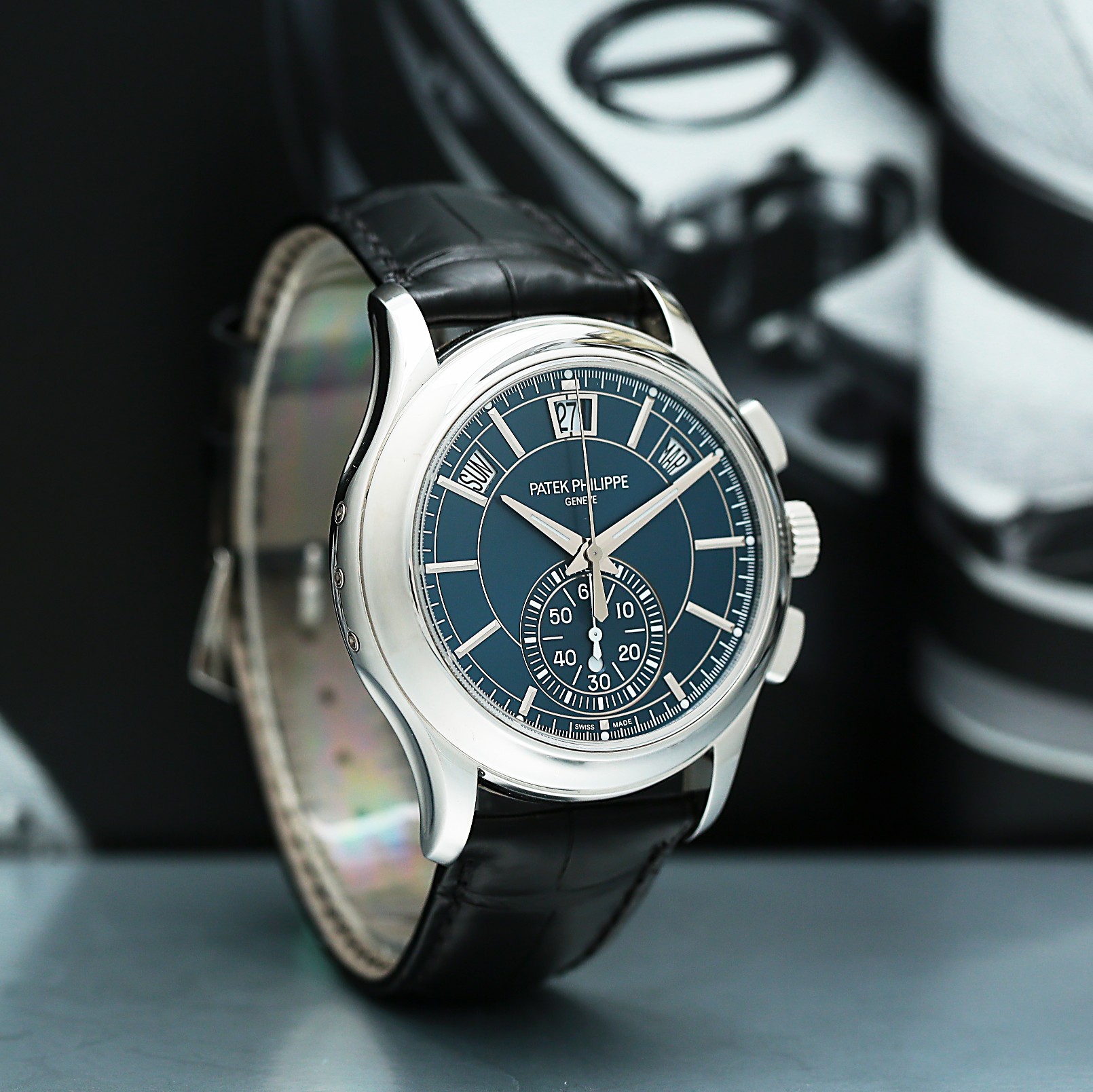 Complications Annual Calendar Chronograph Platinum Blue Dial 42mm Product Image 3