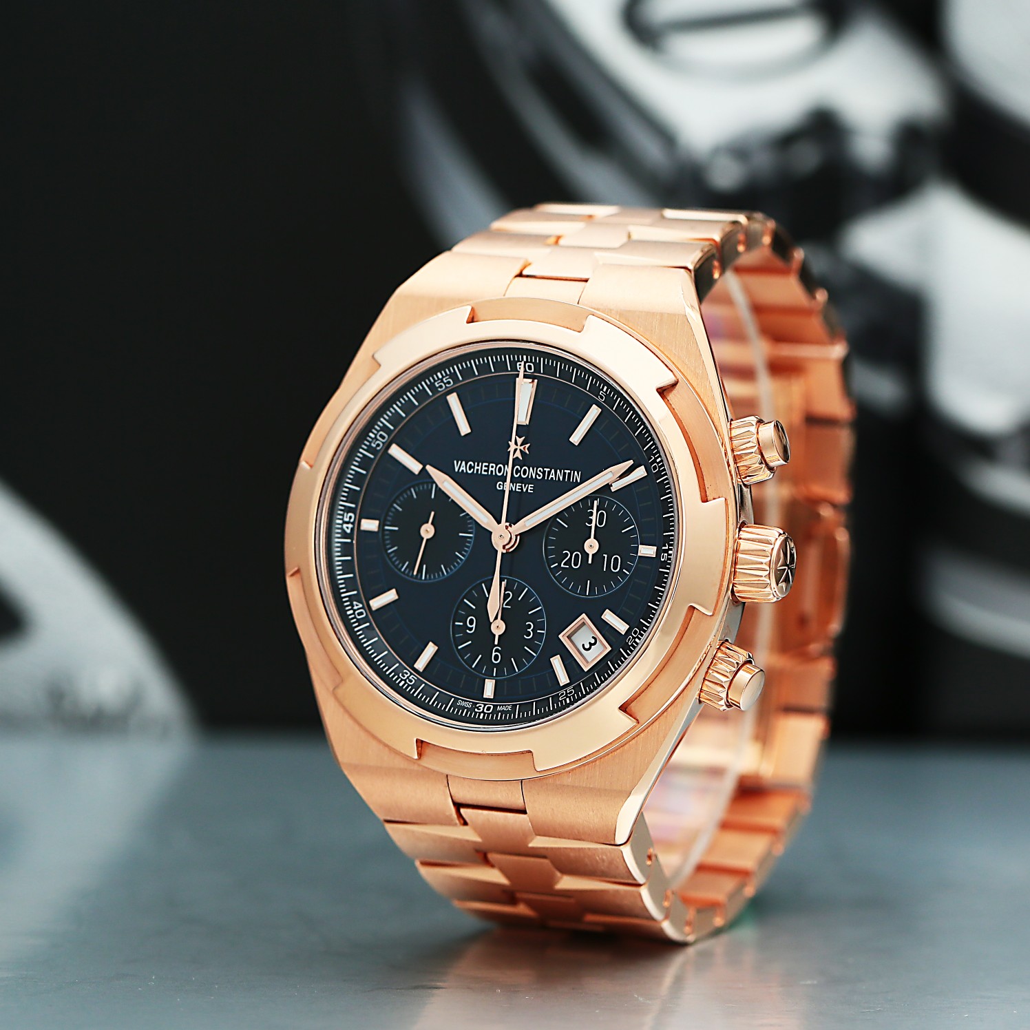 Overseas Chronograph Rose Gold Blue Dial 43mm Product Image 2