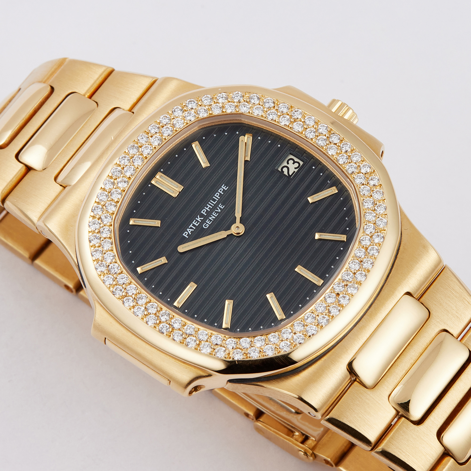 Vintage Nautilus Yellow Gold Diamond Black Dial 40mm Product Image 2