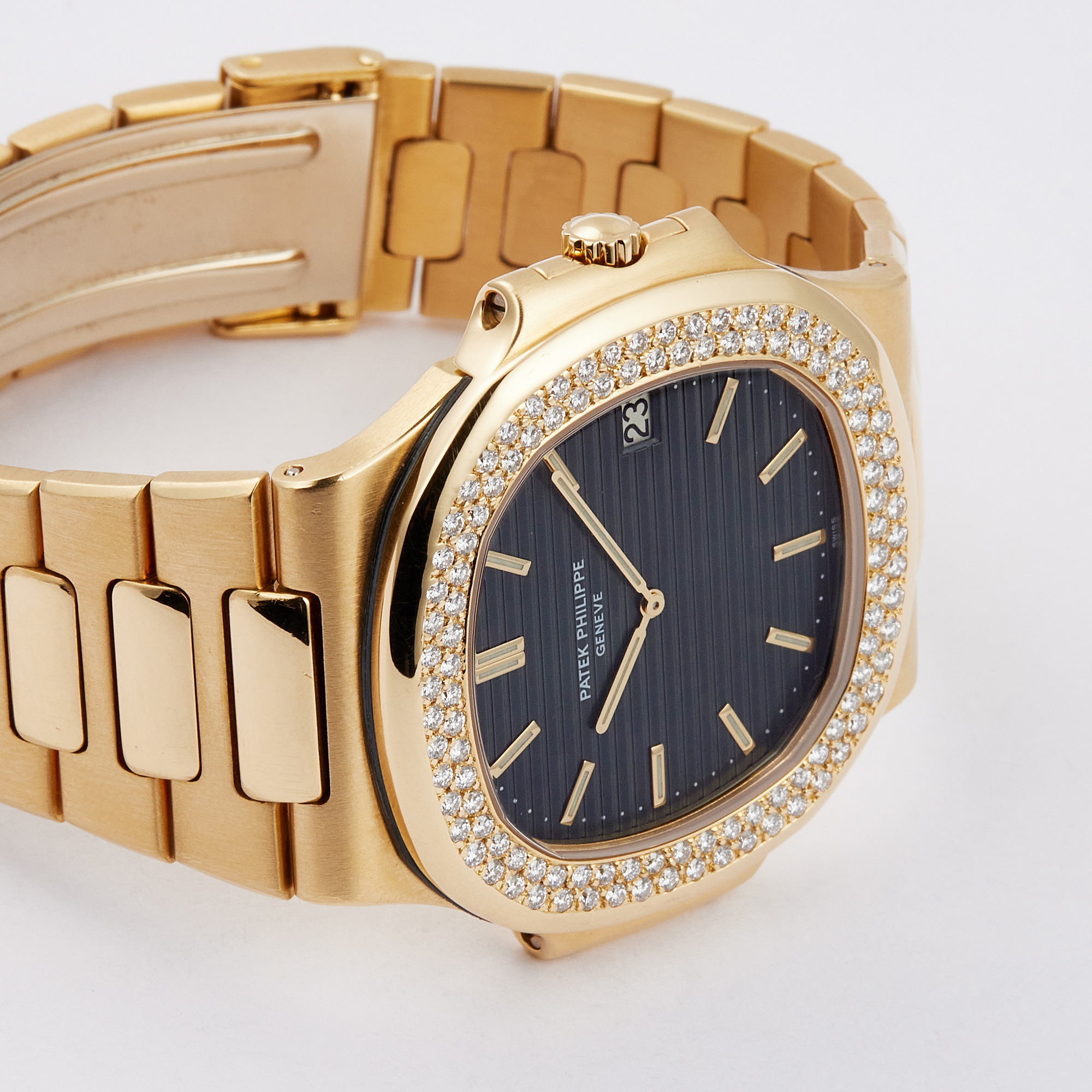 Vintage Nautilus Yellow Gold Diamond Black Dial 40mm Product Image 4