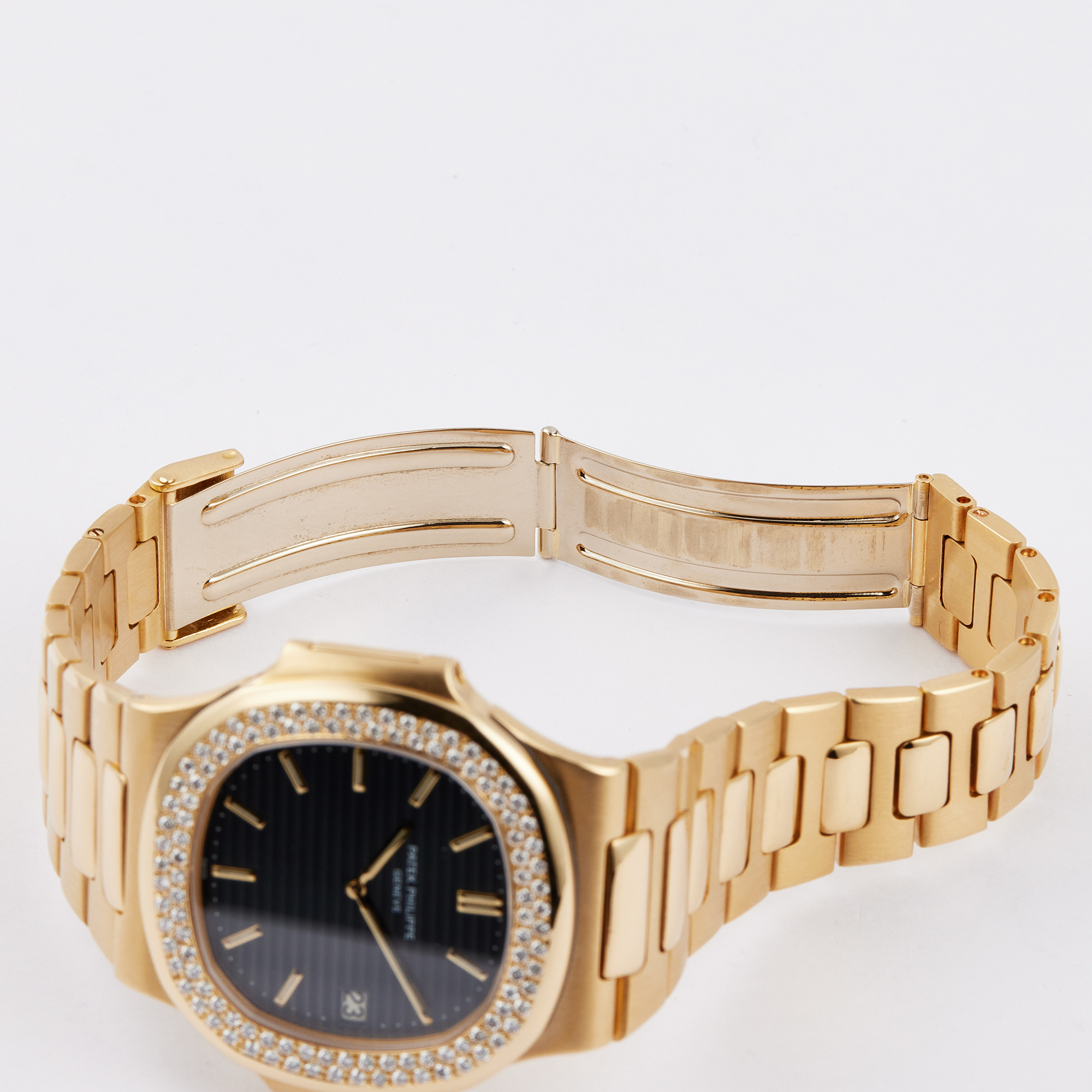 Vintage Nautilus Yellow Gold Diamond Black Dial 40mm Product Image 9