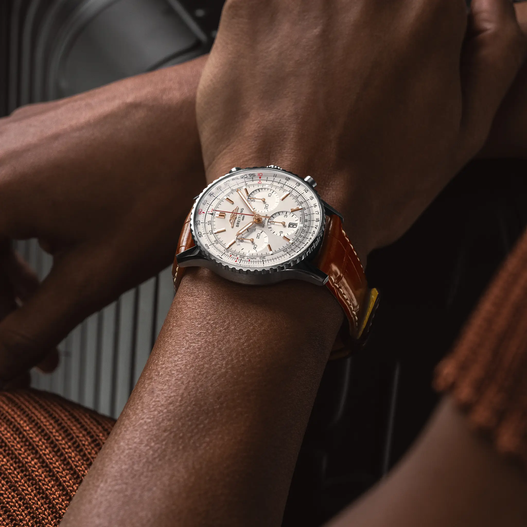 Navitimer B01 Chronograph Steel Silver Dial 41mm Product Image 7