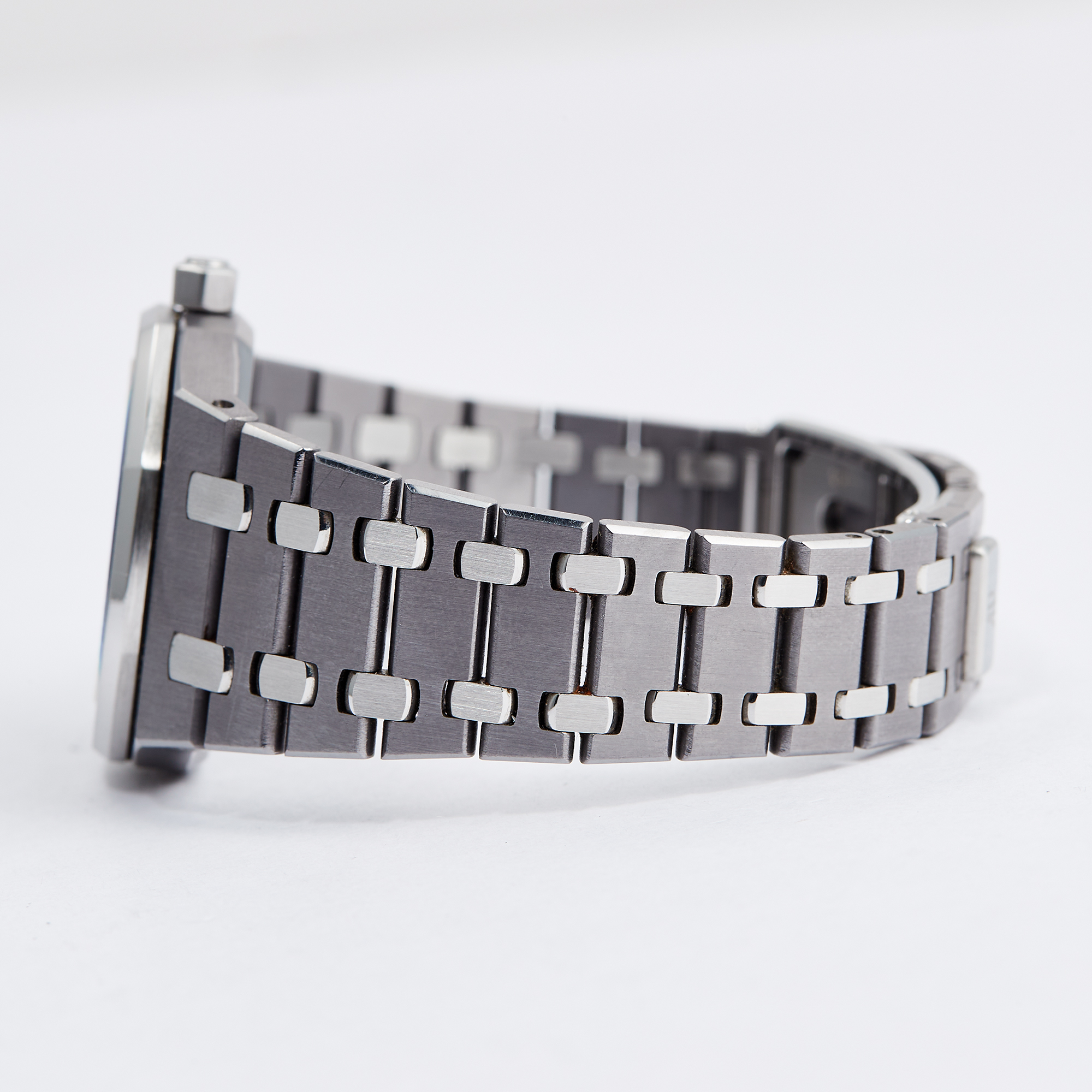 Royal Oak Tantalum Grey Dial 33mm Product Image 12