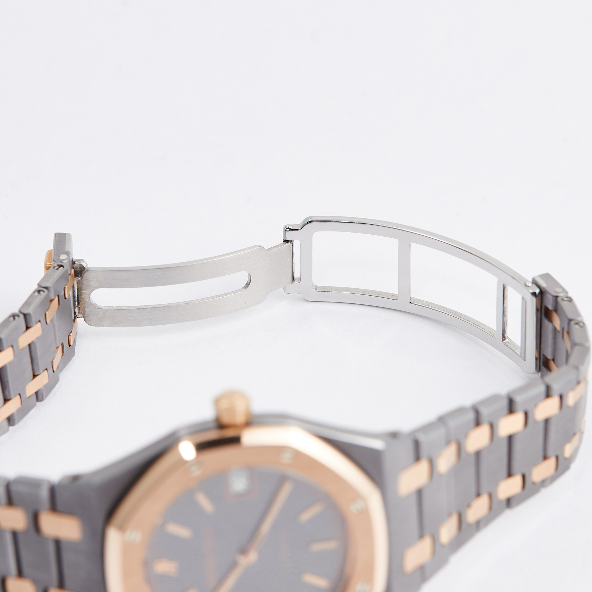 Royal Oak Tantalum & Rose Gold Grey Dial 36mm Product Image 9