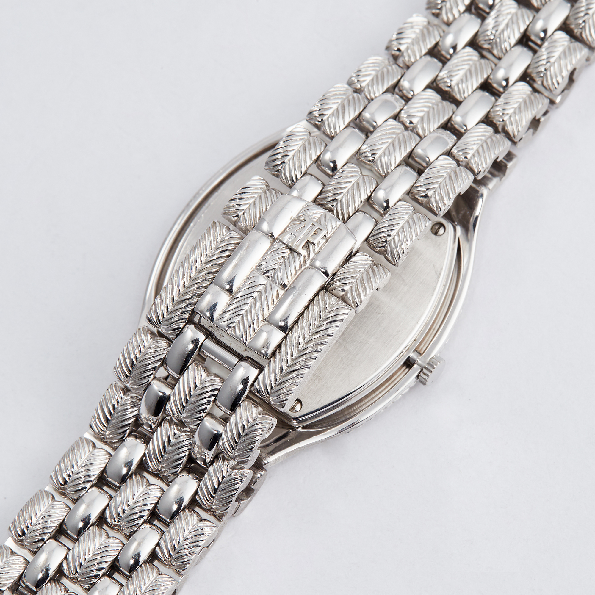 Vintage Feather White Gold Pave Dial 31mm Product Image 12