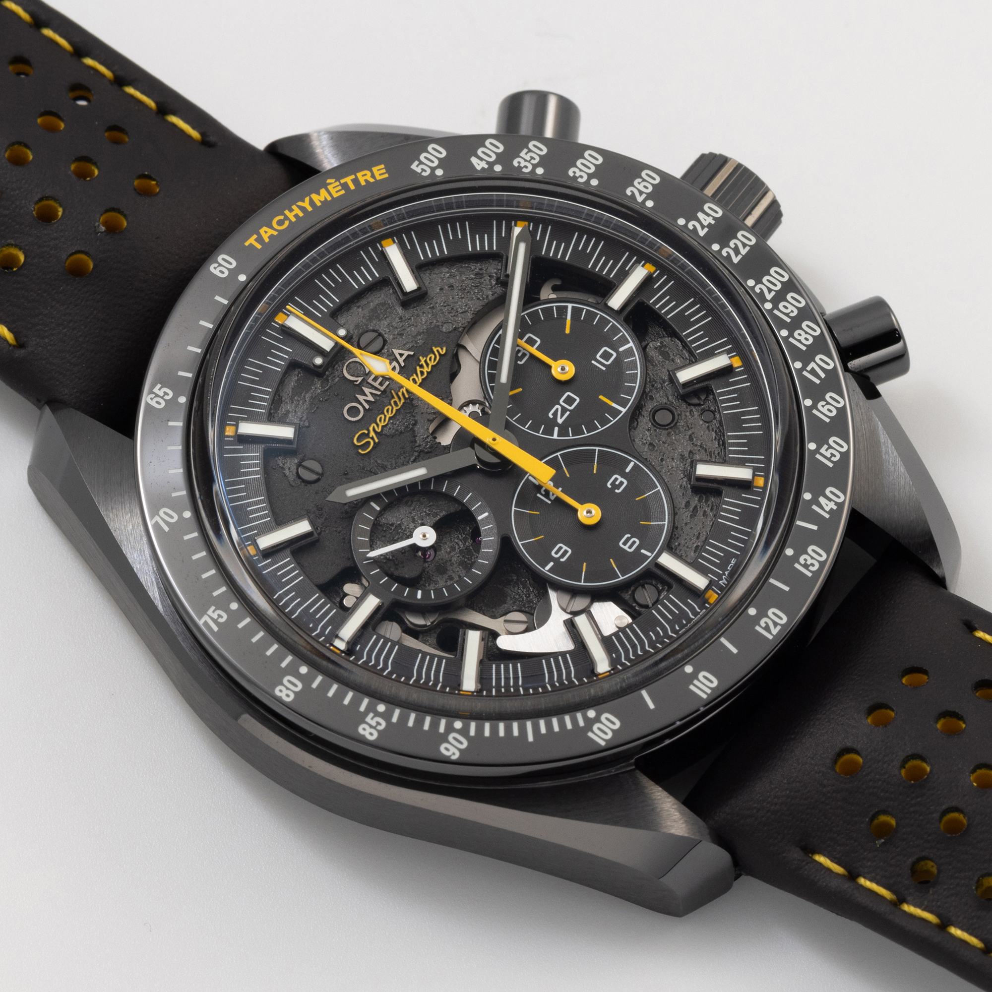 Speedmaster Moonwatch "Dark Side of the Moon" Apollo 8 Ceramic Black Dial 44mm Product Image 2