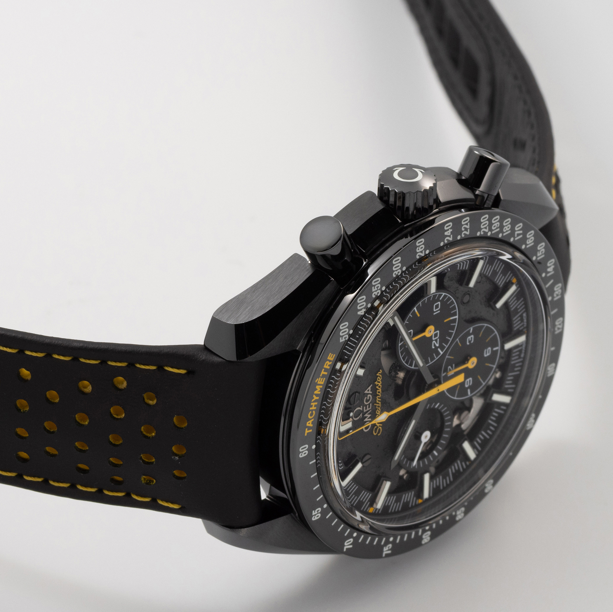 Speedmaster Moonwatch "Dark Side of the Moon" Apollo 8 Ceramic Black Dial 44mm Product Image 4