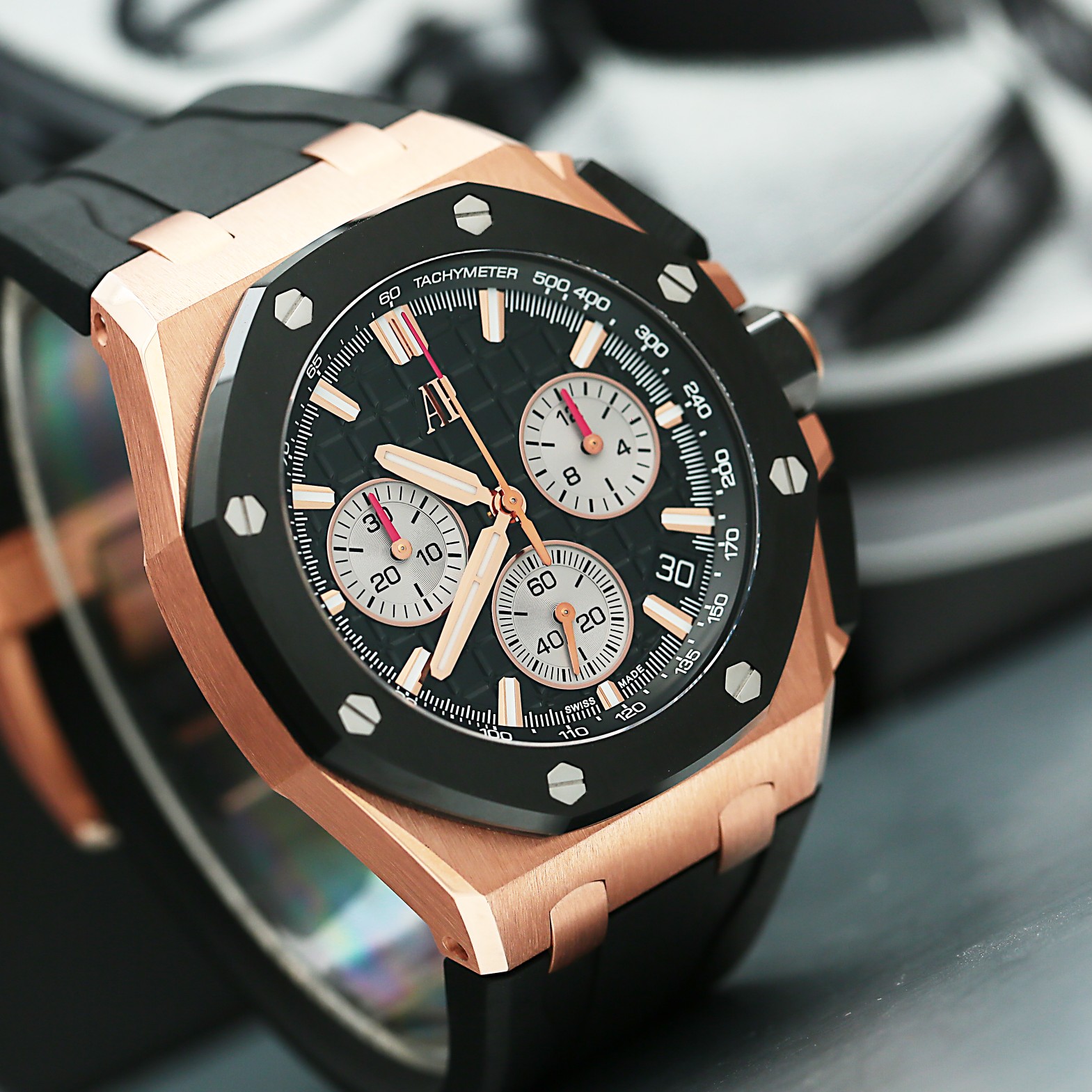 Royal Oak Offshore Rose Gold Black Dial 43mm Product Image 5