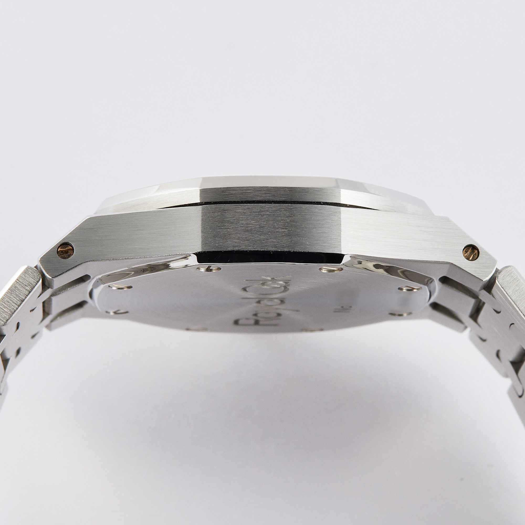 Royal Oak Mid-Size Steel Blue Dial 33mm Product Image 6