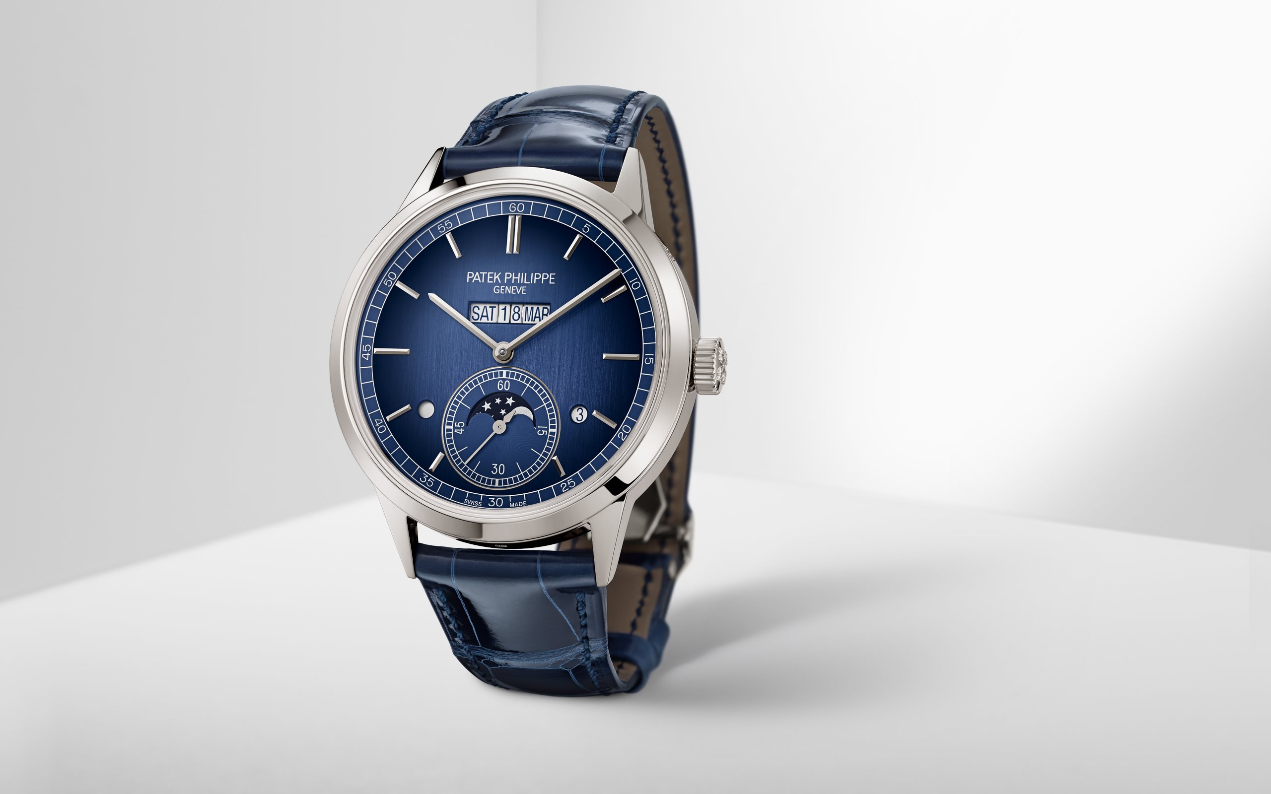 In-Line Perpetual Calendar Platinum Blue Dial 41mm Product Image 3