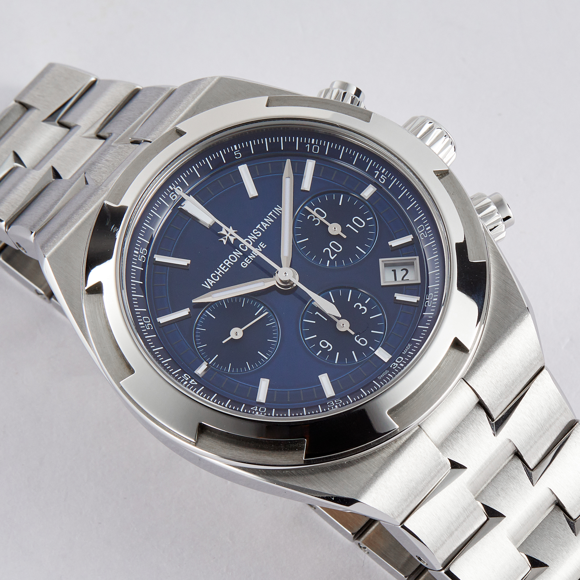 Overseas Chronograph Steel Blue Dial 42mm Product Image 1