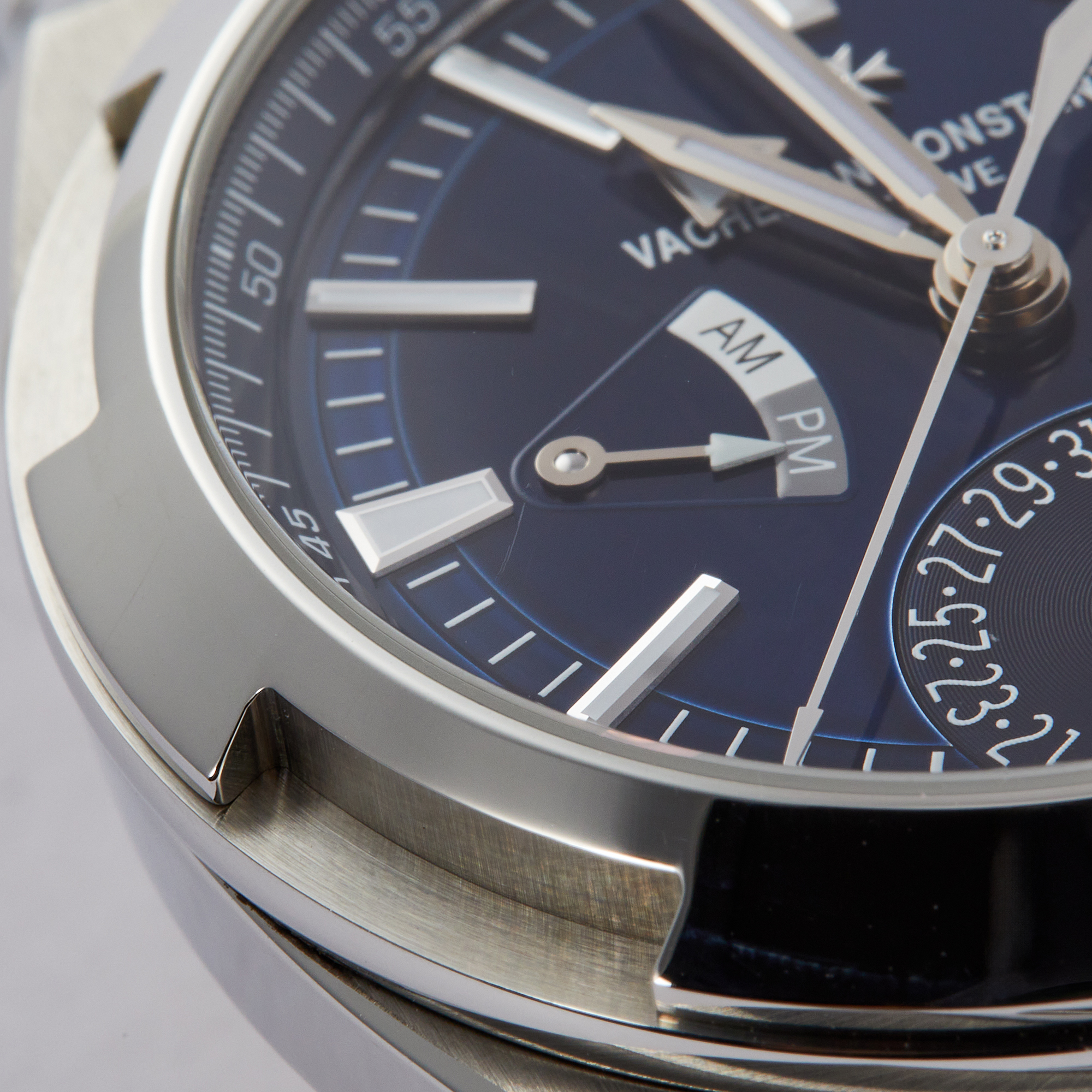 Overseas Dual Time Steel Blue Dial 41mm Product Image 12