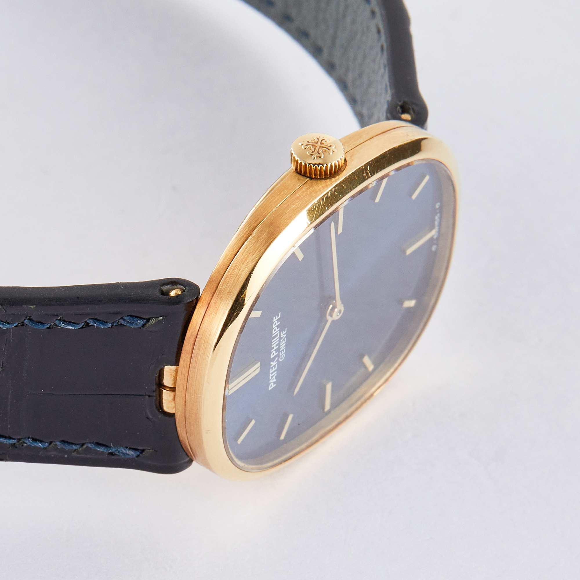 Vintage Ellipse Yellow Gold Blue Dial 27mm Product Image 3