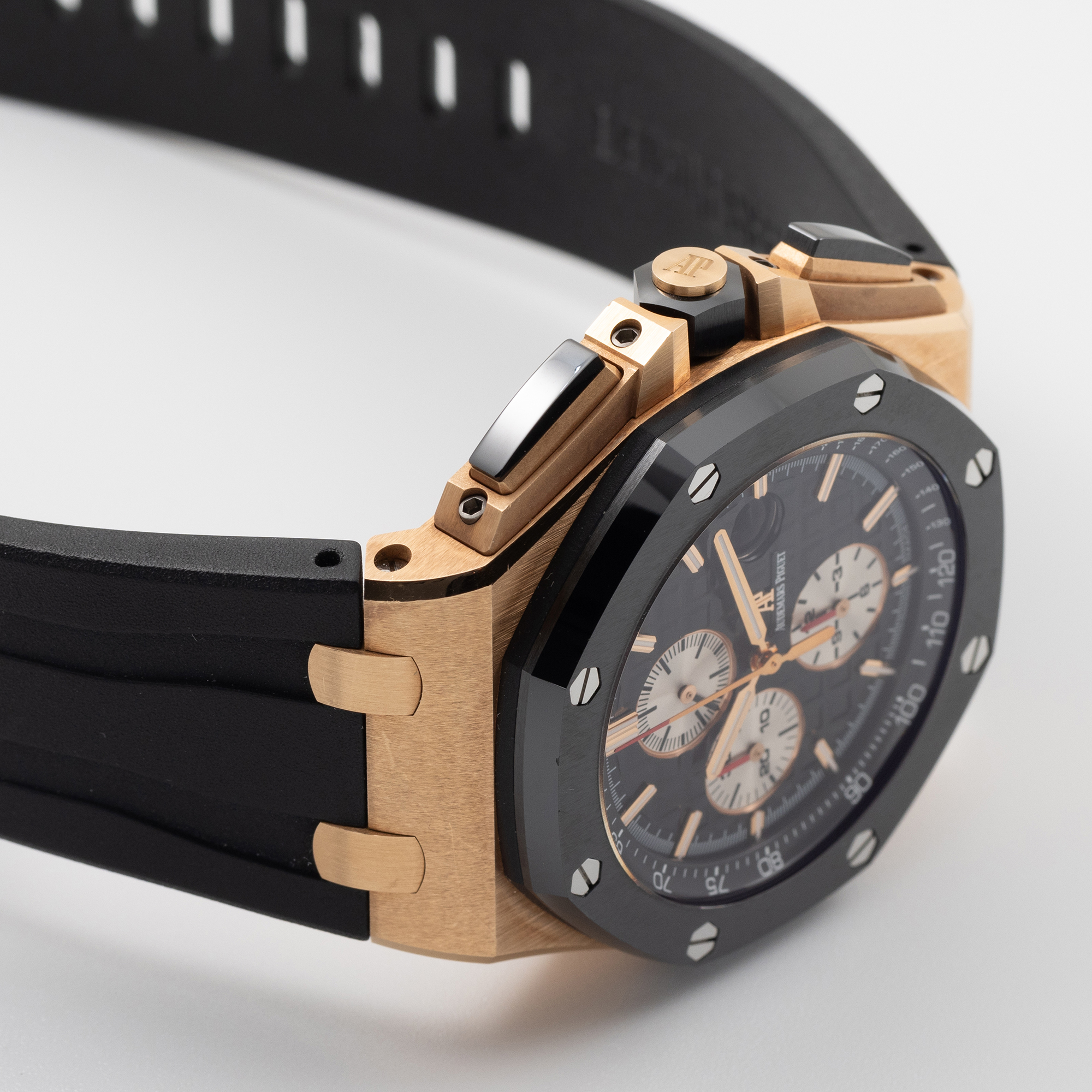 Royal Oak Offshore Rose Gold Black Dial 44mm Product Image 3