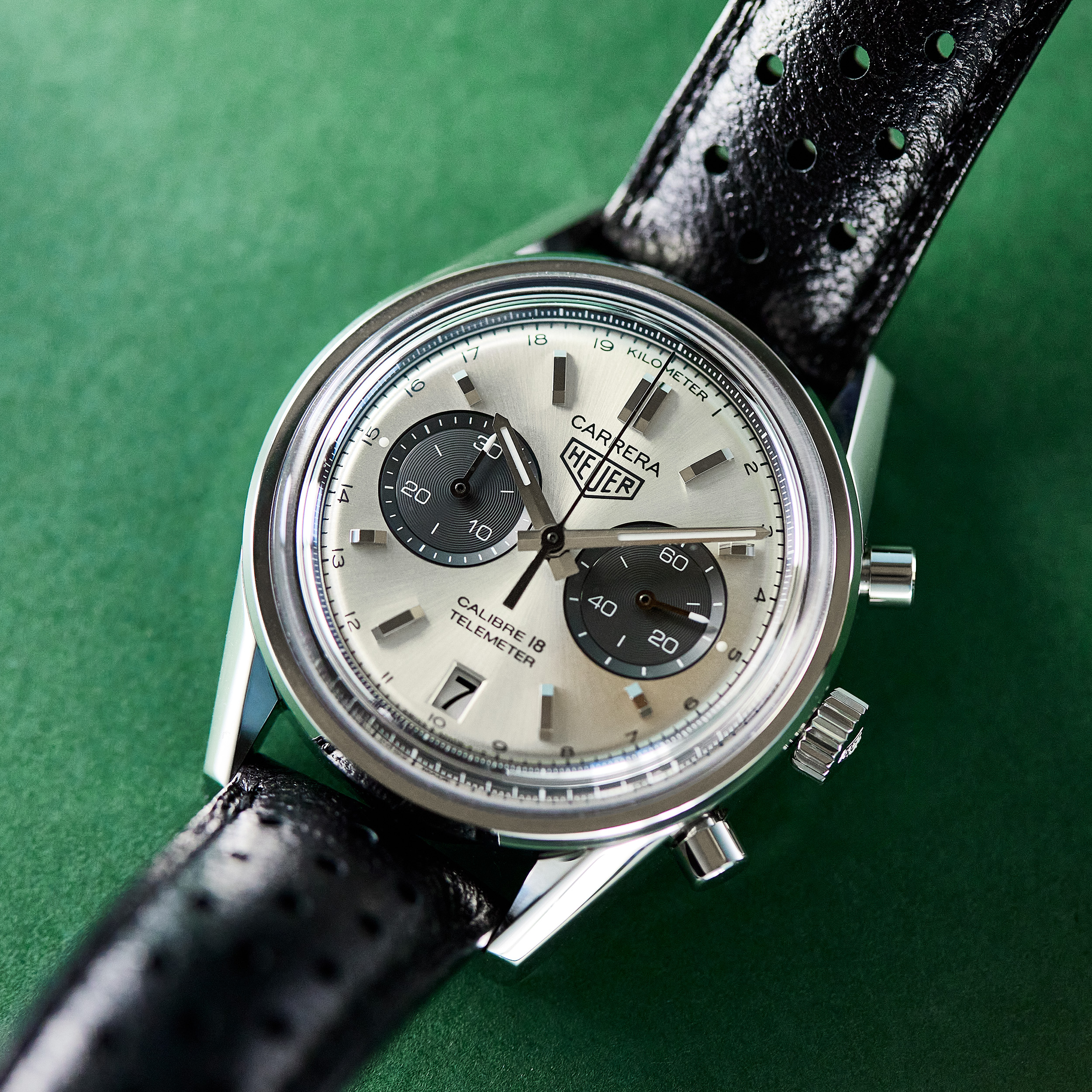 Carrera Steel Silver Dial 39mm Product Image 9