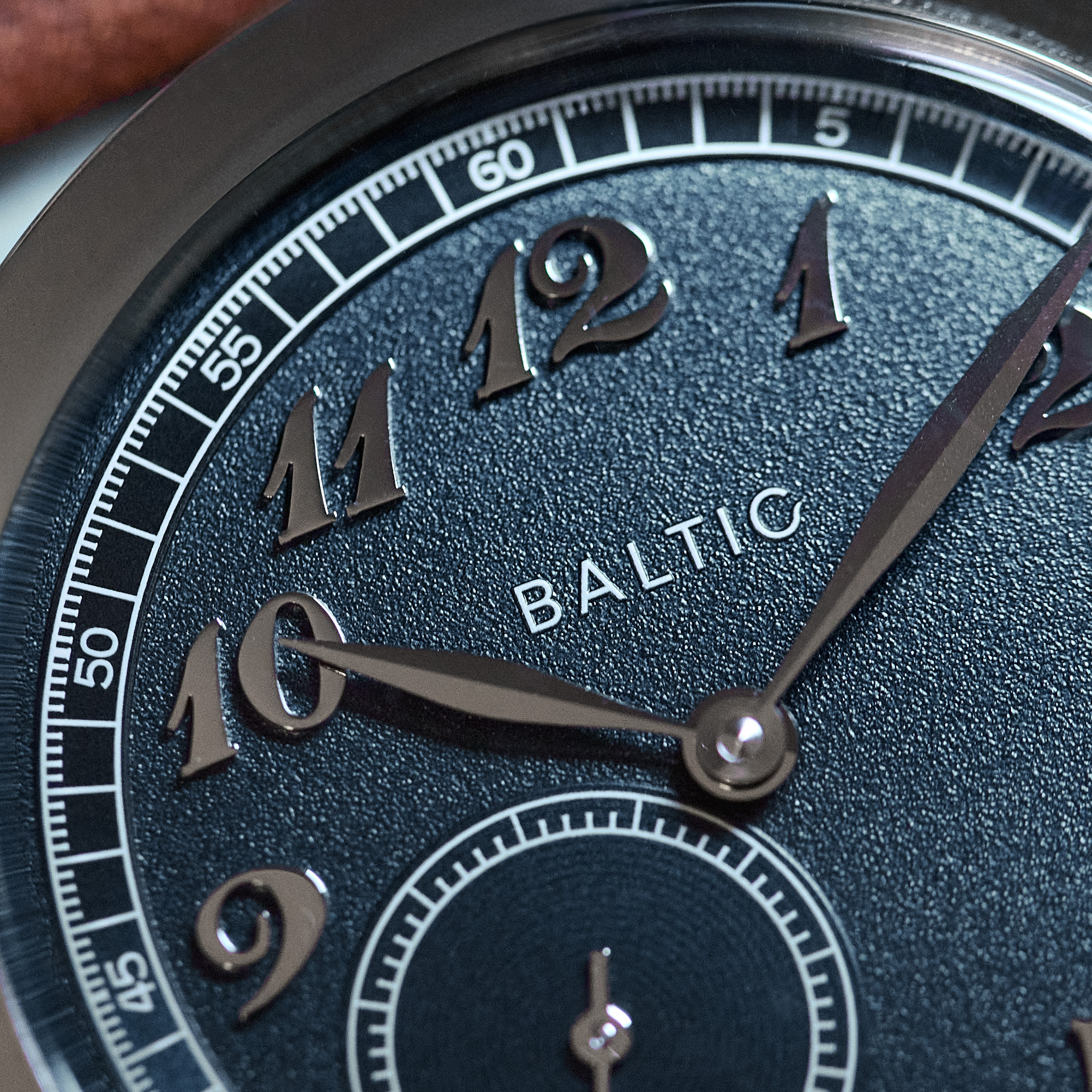MR01 Steel Blue Dial 36mm Product Image 3