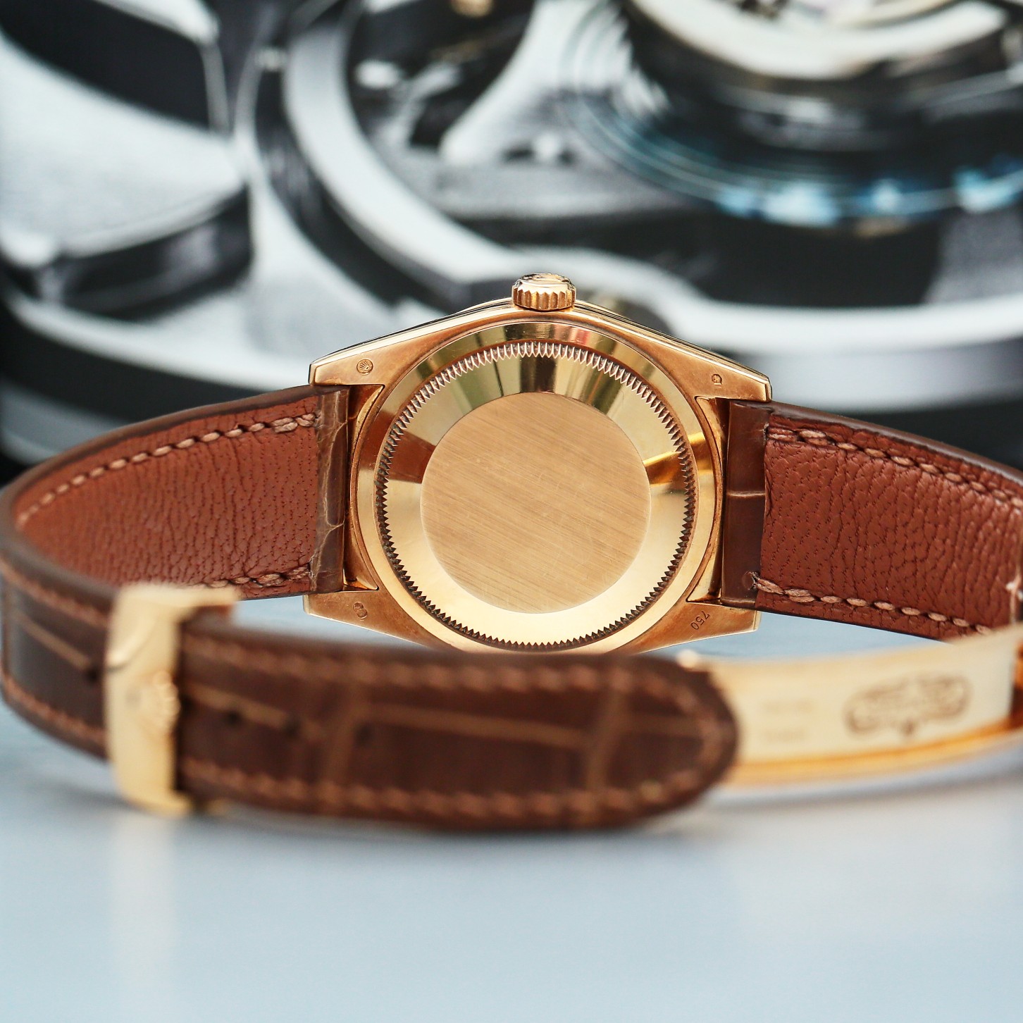 Day Date Yellow Gold Green Dial 36mm Product Image 6