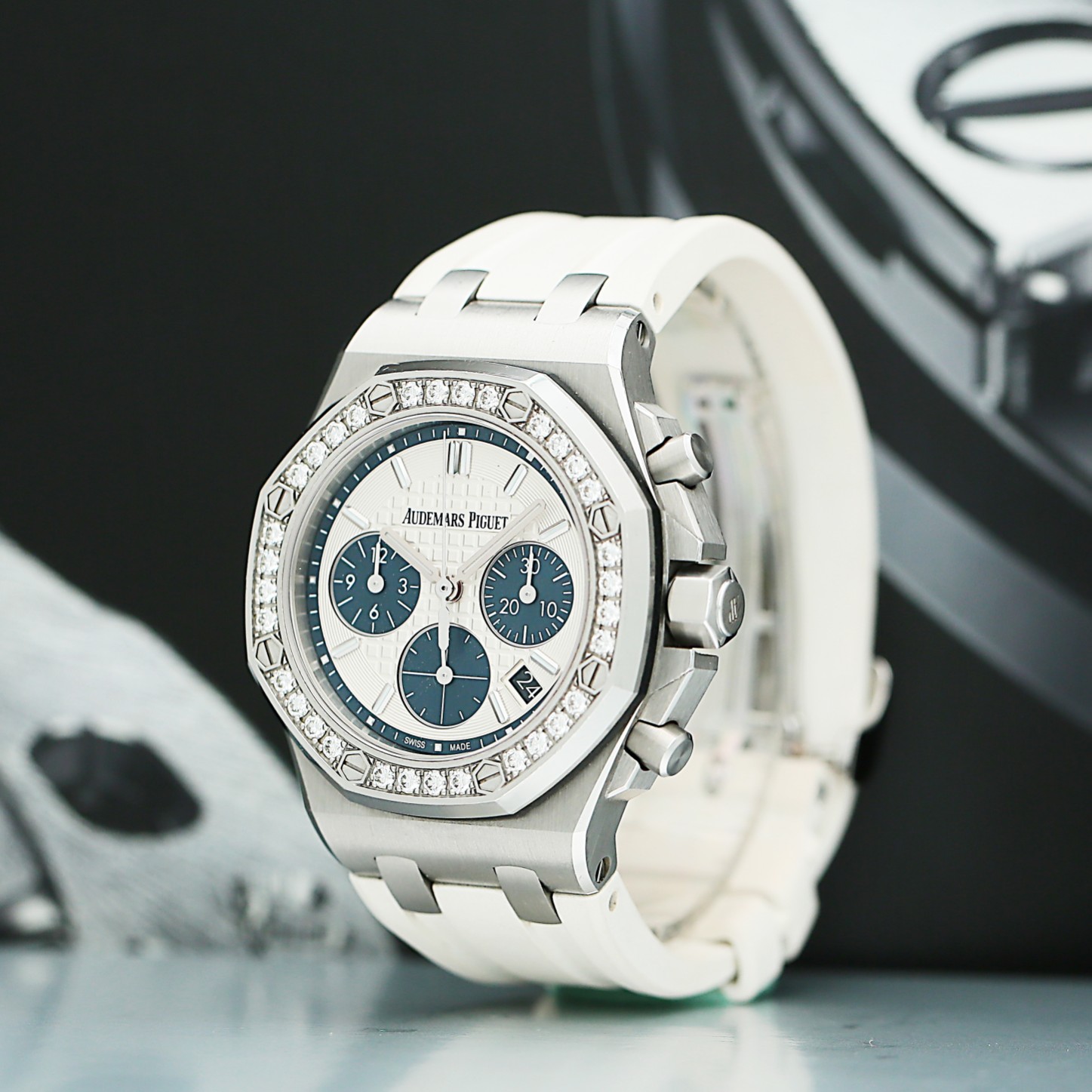 Royal Oak Offshore Lady Chronograph Steel Diamond Silver Dial 37mm Product Image 3
