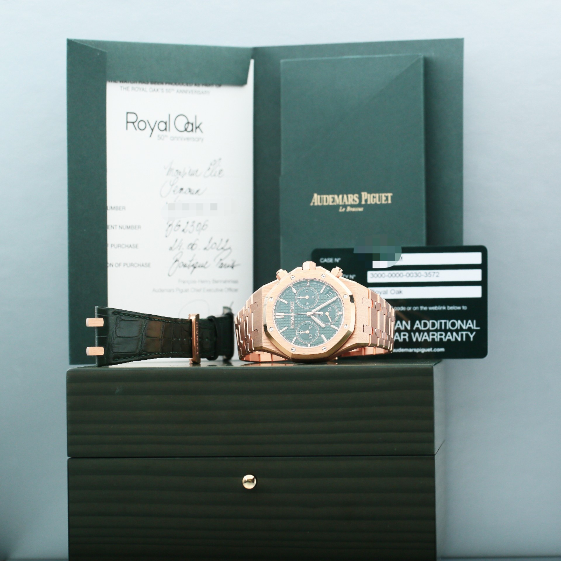Royal Oak Chronograph Rose Gold Green Dial 41mm Product Image 8