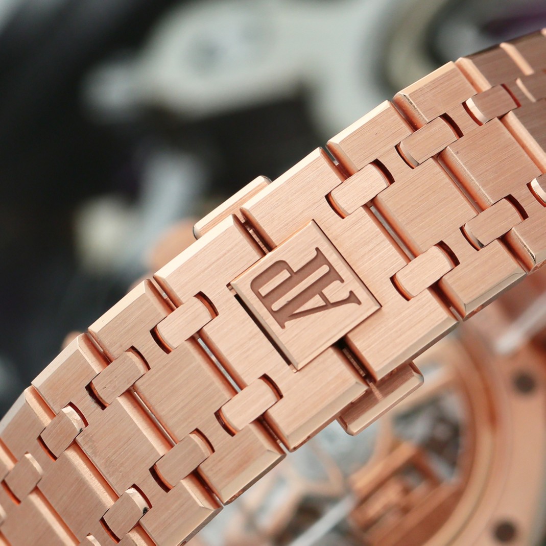 Royal Oak Chronograph Rose Gold Green Dial 41mm Product Image 7