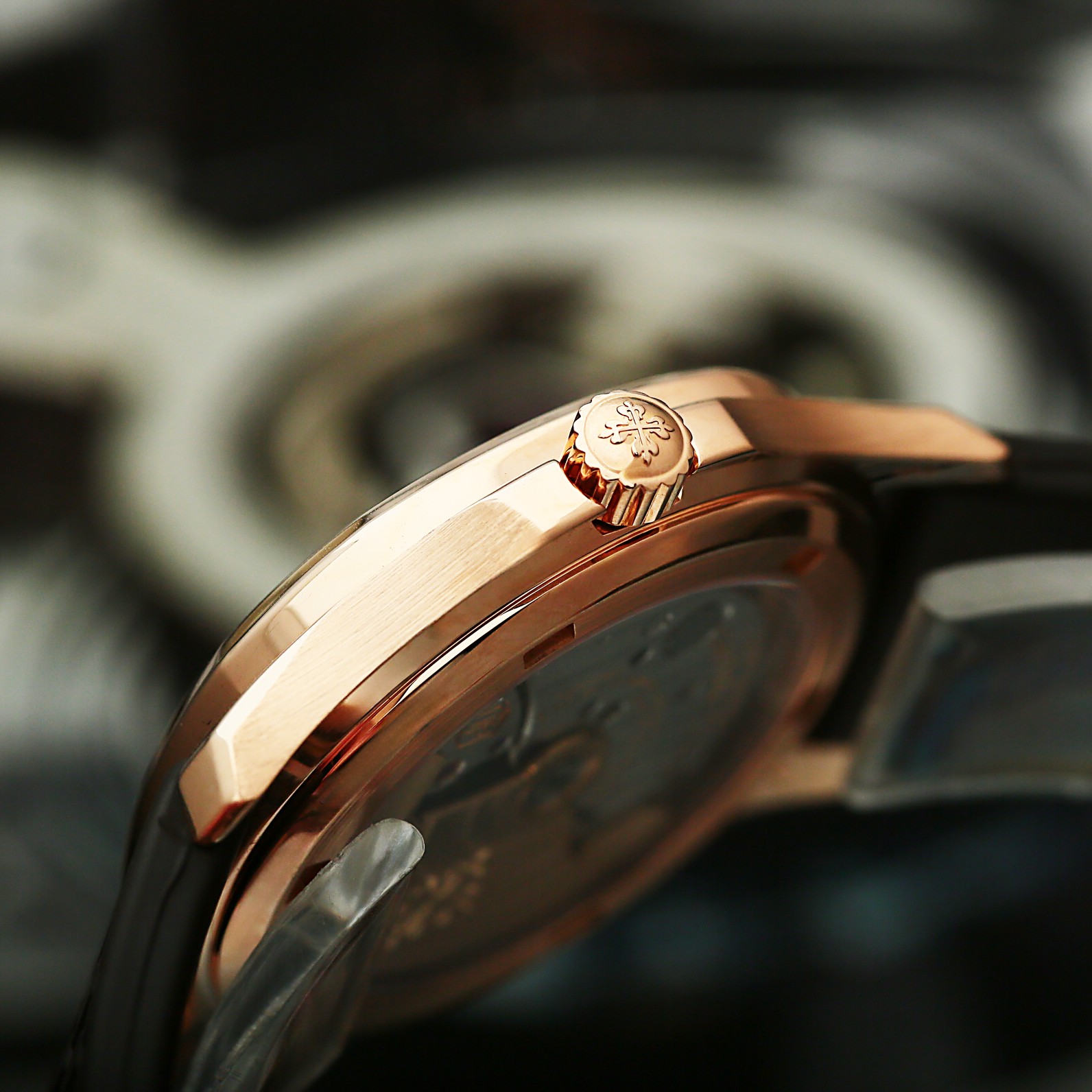 Aquanaut Rose Gold Diamond Brown Dial 35mm Product Image 5