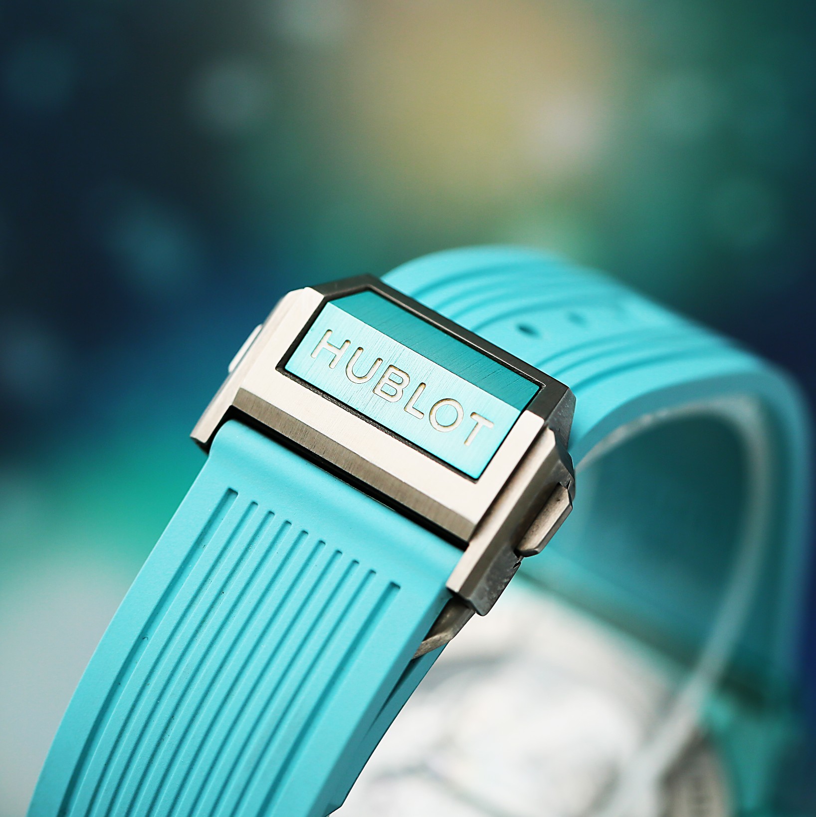 Big Bang Unico Summer Turquoise Aluminum Skeleton Dial 42mm Product Image 7