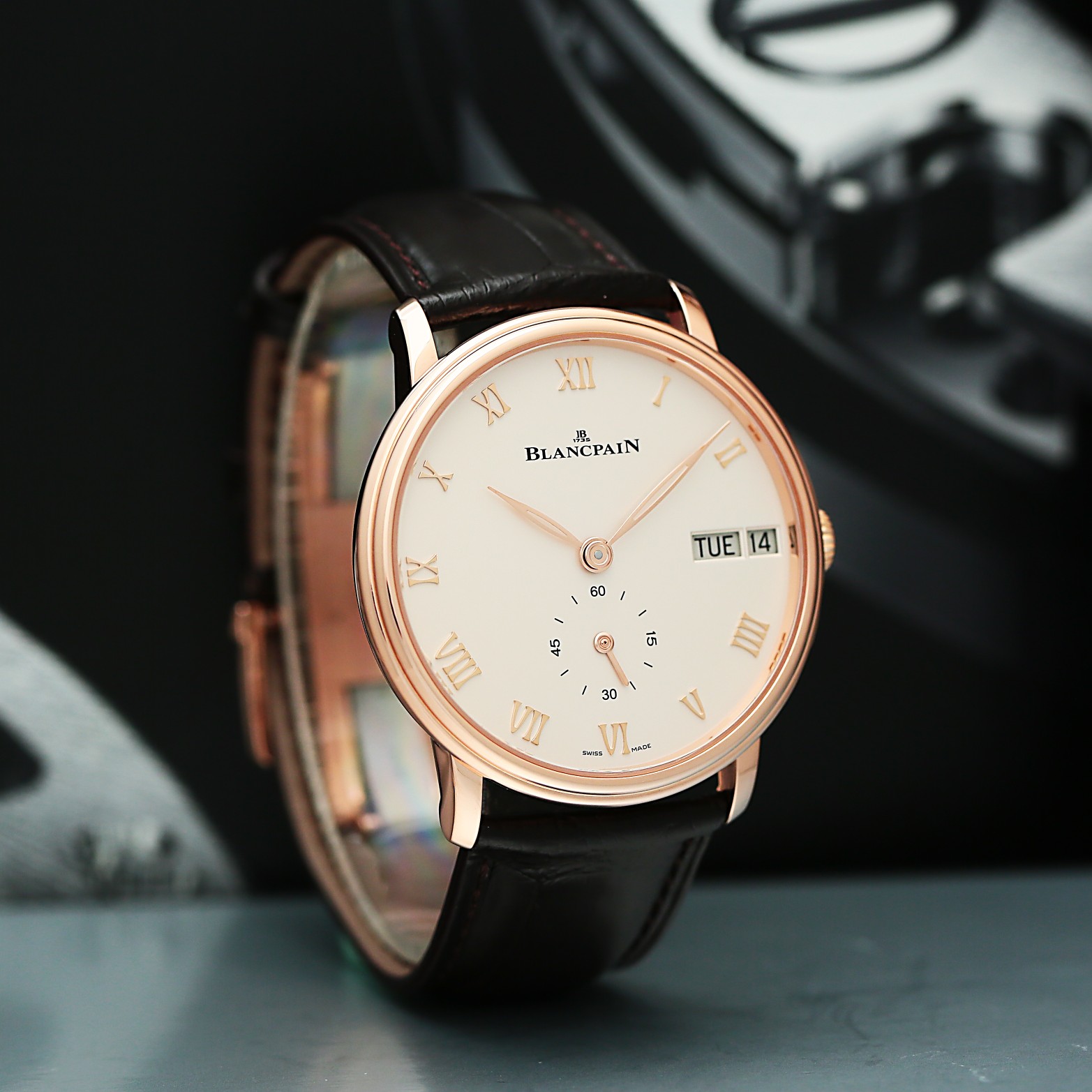 Villeret Ultra Slim Day Date Rose Gold White Dial 40mm Product Image 3
