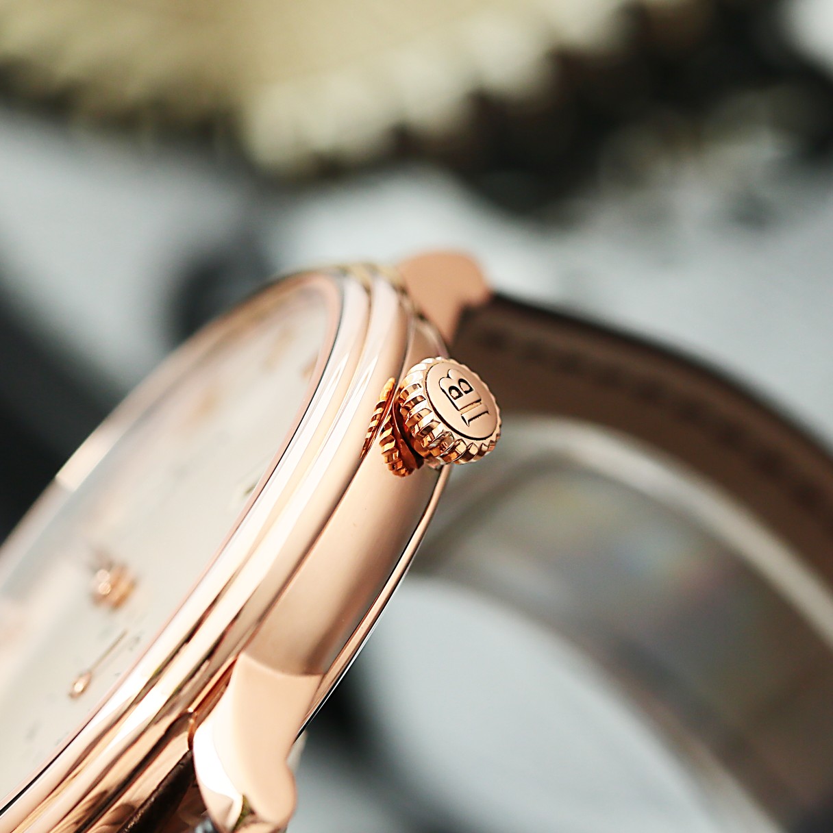 Villeret Ultra Slim Day Date Rose Gold White Dial 40mm Product Image 5