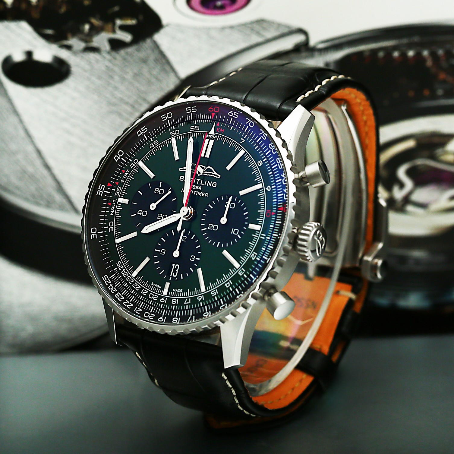 Navitimer B01 Chronograph Steel Green Dial 46mm Product Image 3