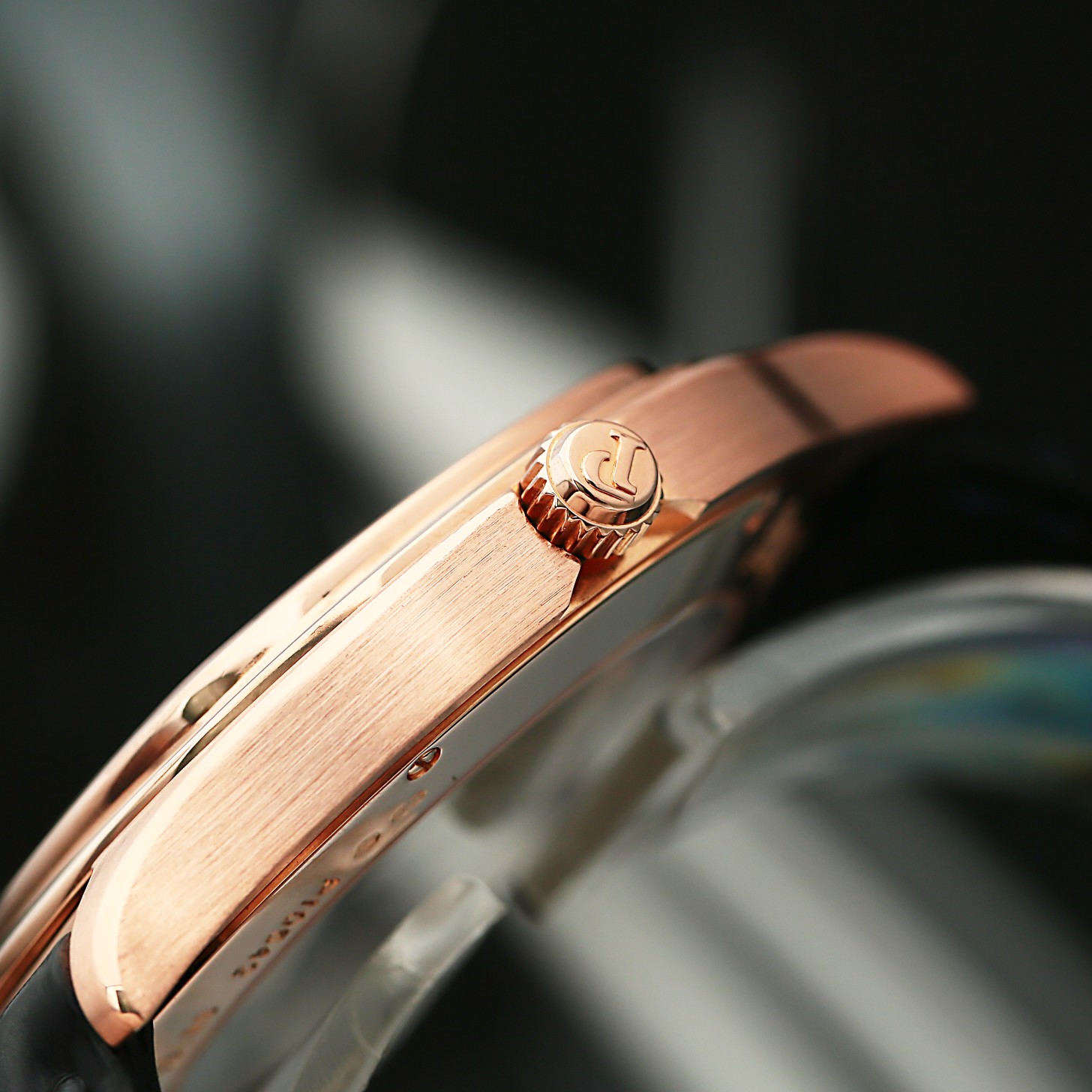 Emperador Rose Gold BLue Dial 42mm Product Image 5