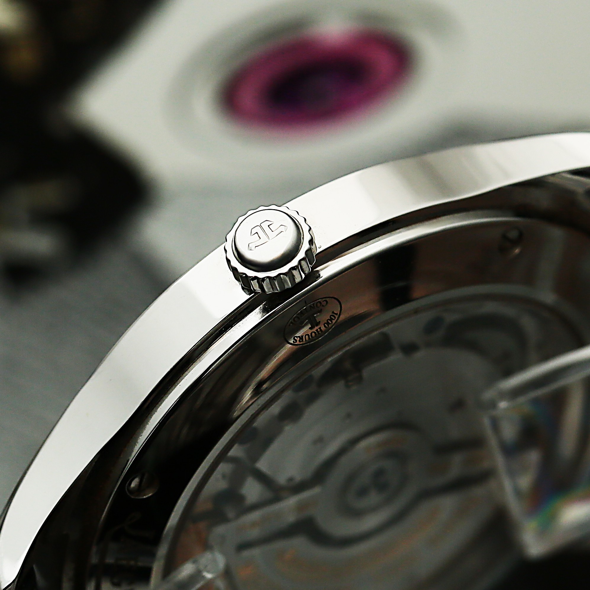 Master Control Date Steel Silver Dial 39mm Product Image 5