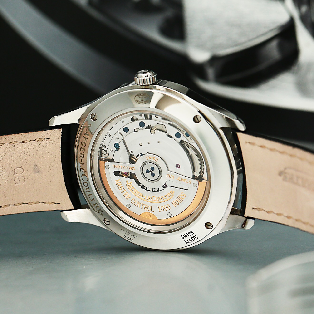 Master Control Date Steel Silver Dial 39mm Product Image 6