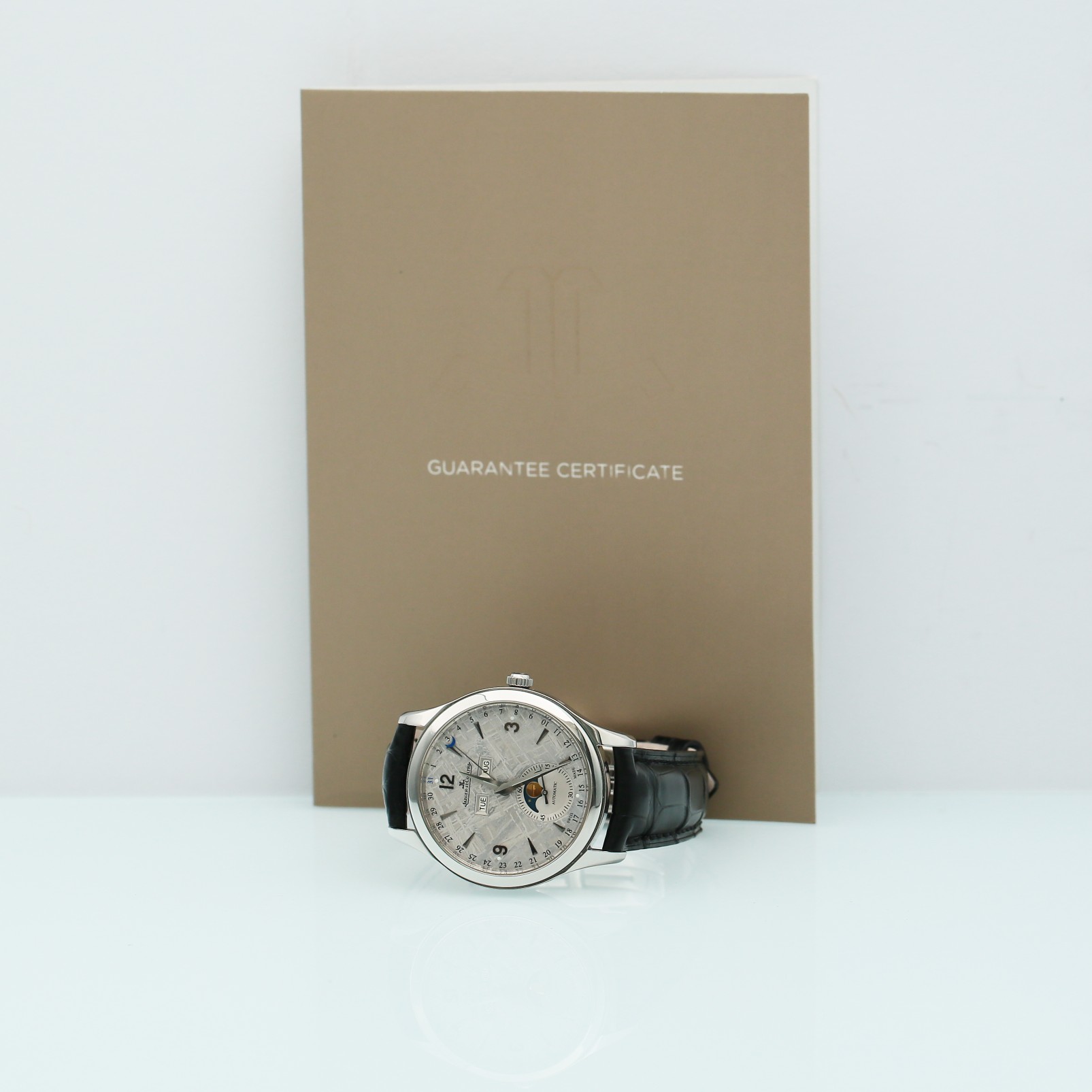 Master Calendar Steel Meteorite Dial 39mm Product Image 8