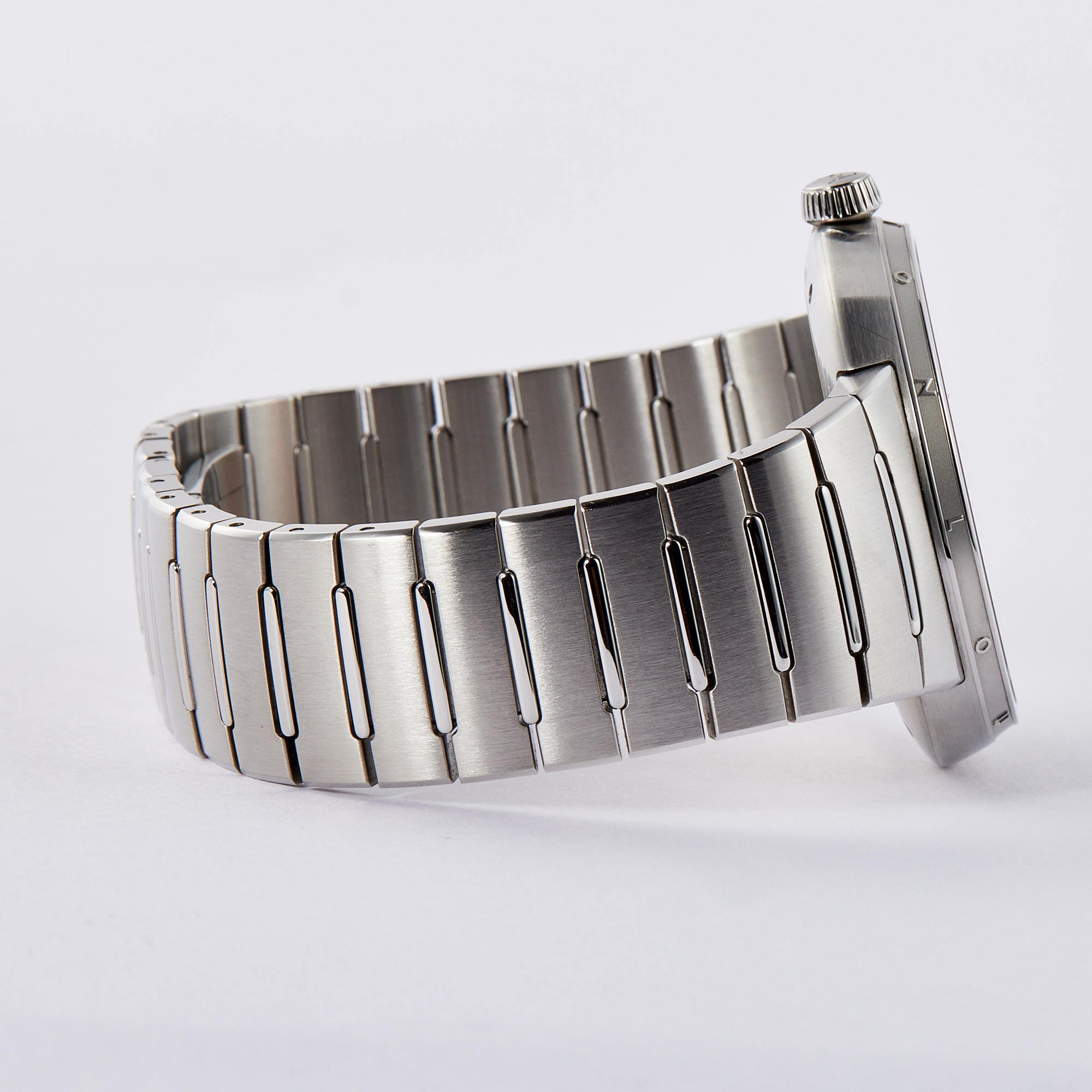 Tambour Automatic Steel Blue Dial 40mm Product Image 11