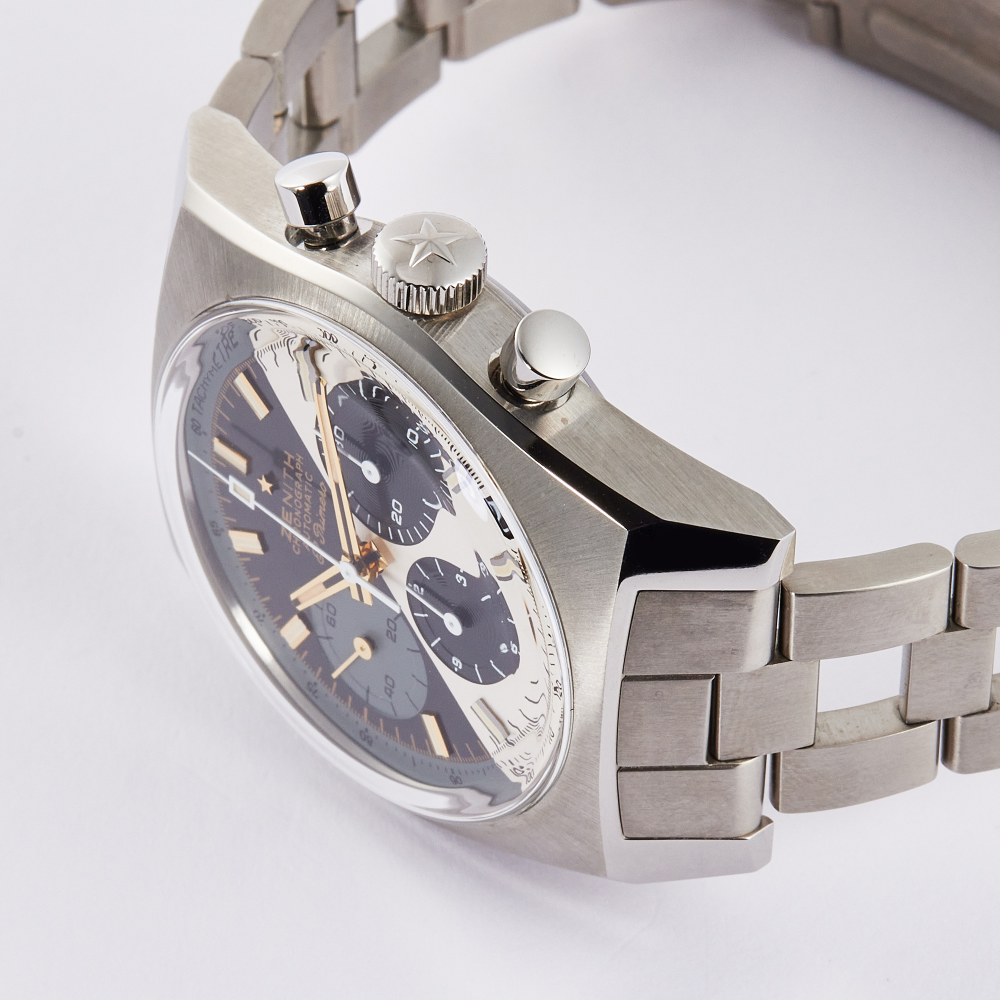 Chronomaster Revival Lupin The Third – Final Edition Titanium Black White Dial 37mm Product Image 2