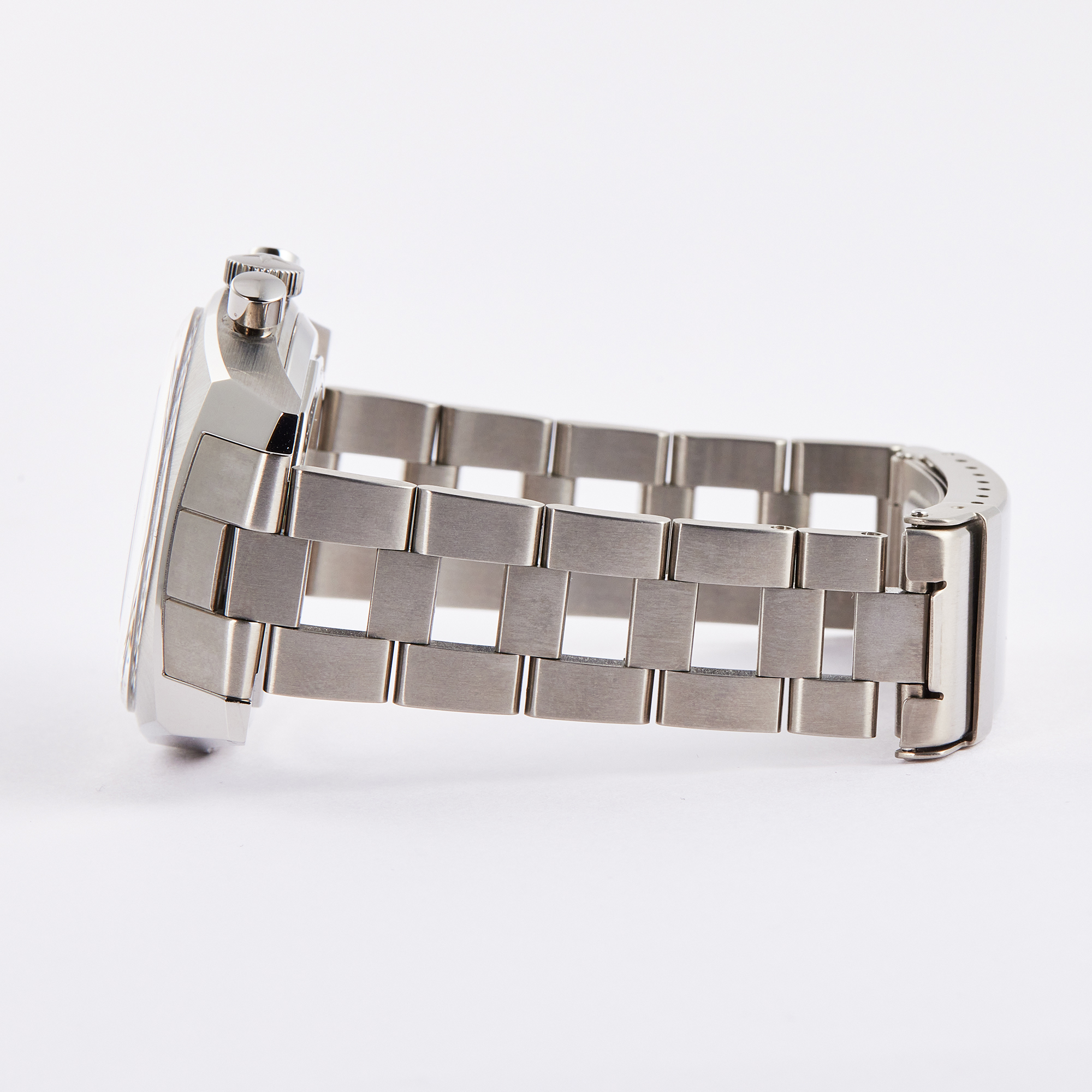 Chronomaster Revival Lupin The Third – Final Edition Titanium Black White Dial 37mm Product Image 11